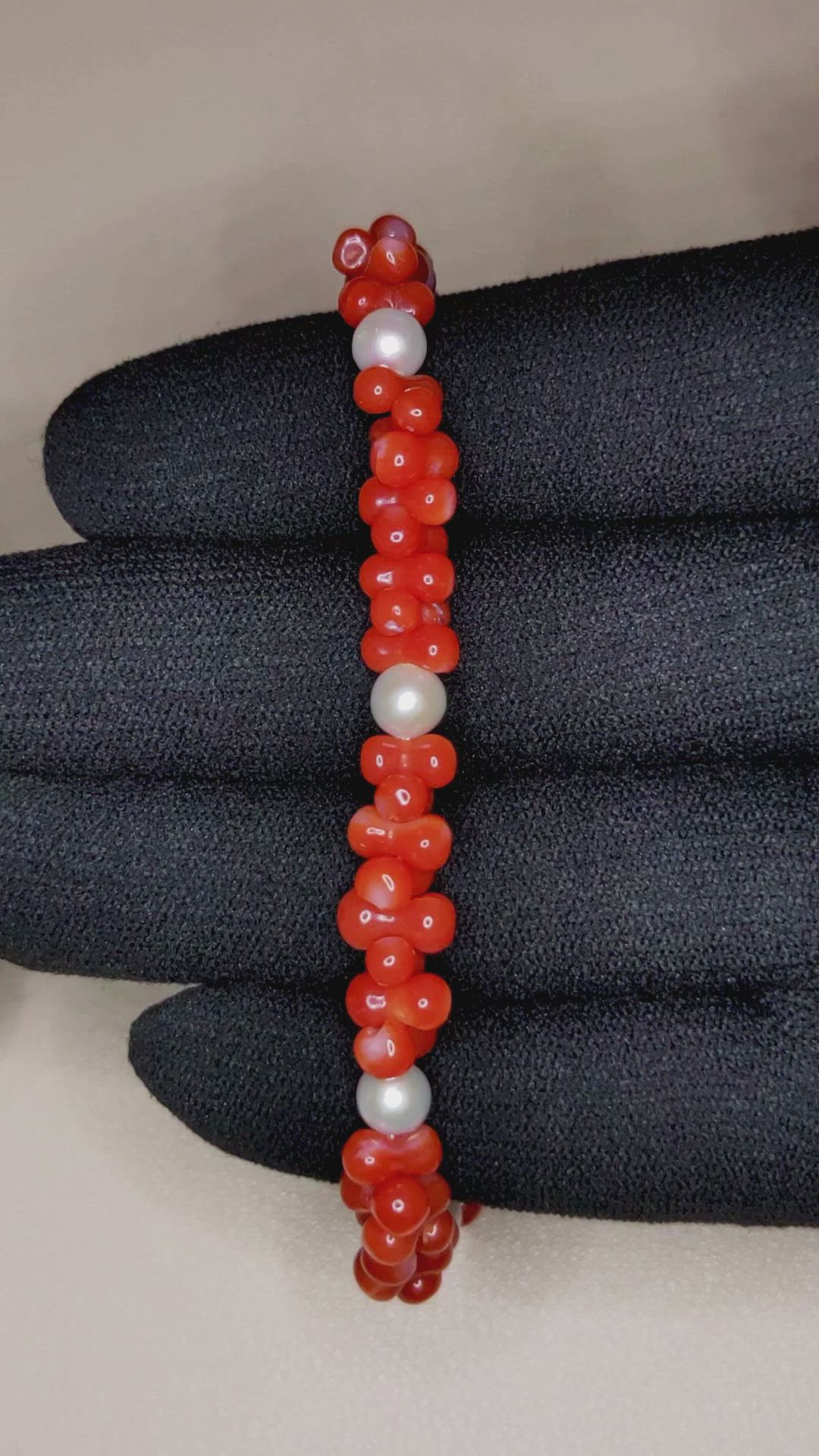 29.45&nbsp;Ct.Tw.Total Carat Weight Red Coral and White Freshwater Pearl Tennis/Line Bracelet, 18K Yellow Gold Size Video
