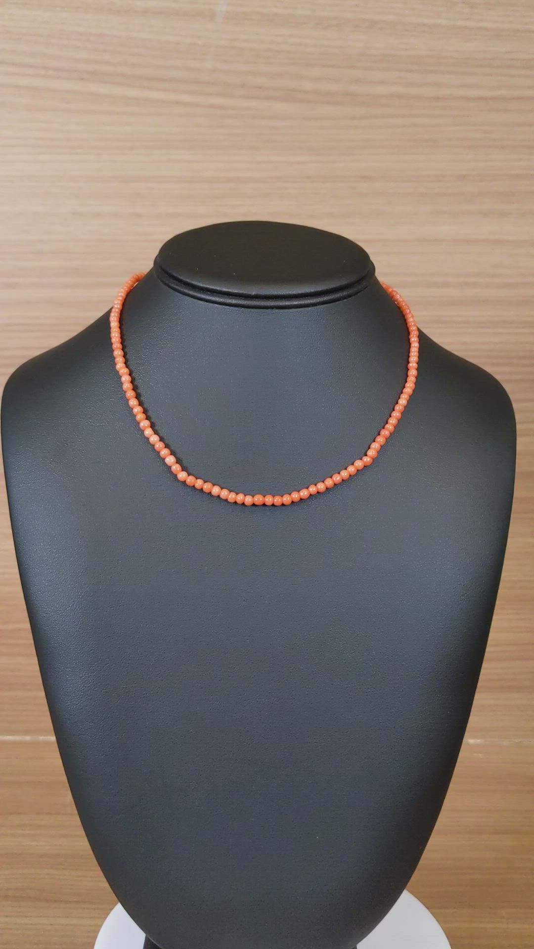 33.33 Ct. Salmon (Orangish Red) Coral Multi Stone Necklace, 18K Yellow Gold Size Video