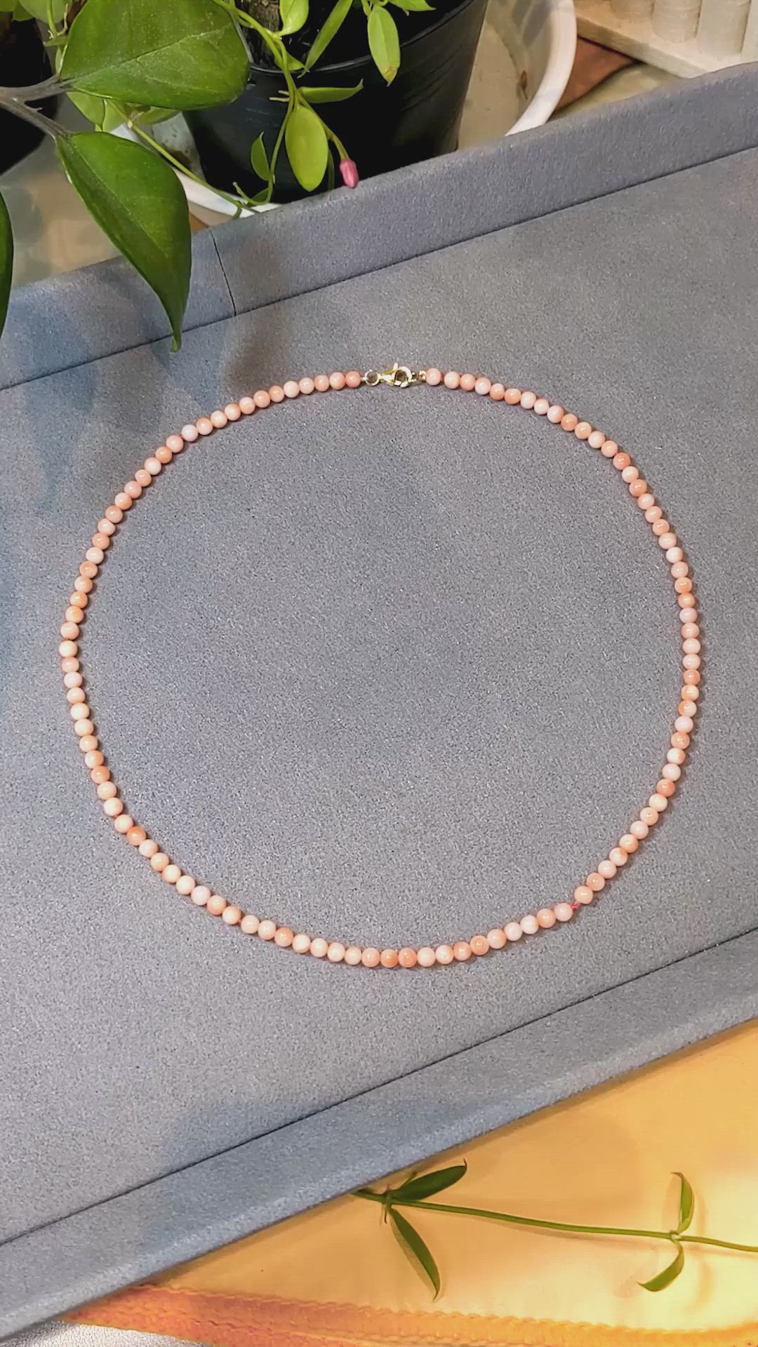 37.26 Ct. Salmon (Orange) Coral Multi Stone Necklace, 18K Yellow Gold Size Video