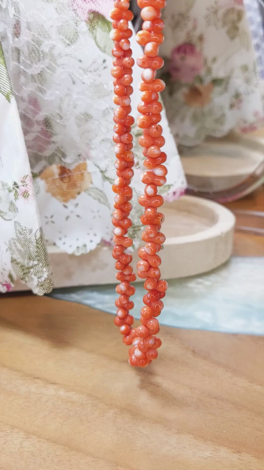 117.45 Ct. Salmon (Orangish Red) Coral Multi Stone Necklace, 18K Yellow Gold Size Video