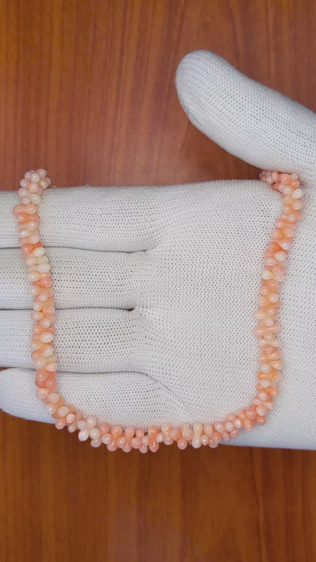 76.70 Ct. Salmon and White Coral Multi Stone Necklace, 18K Yellow Gold Size Video