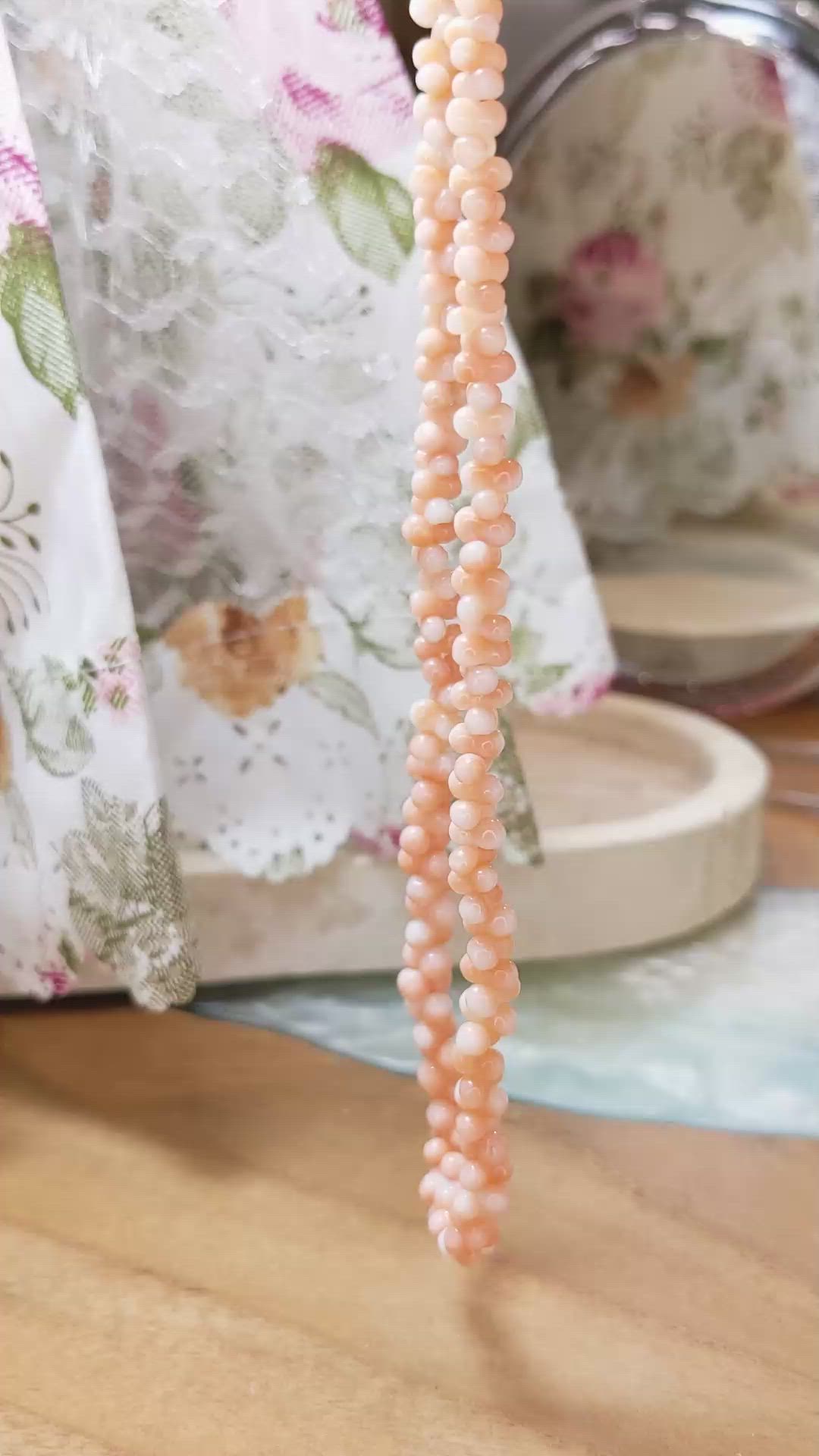 73.45 Ct. Salmon and White Coral Multi Stone Necklace, 18K Yellow Gold Size Video