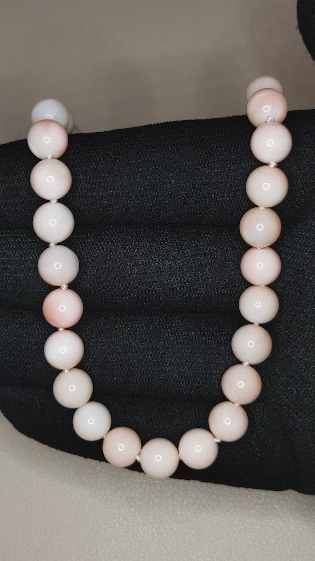151.66 Ct. Salmon and White Coral Multi Stone Necklace, 18K Yellow Gold Size Video