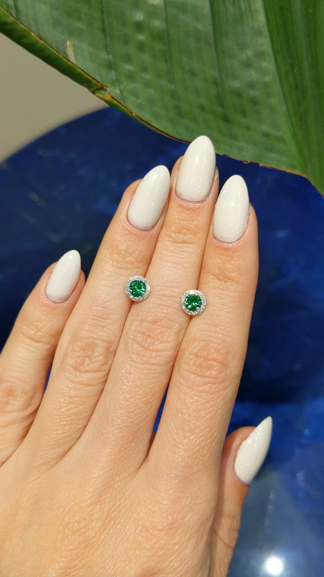 0.60&nbsp;Ct.Tw.Total Carat Weight Tsavorite Garnet and Natural Diamond Studs Earrings, 18K White Gold Size Video