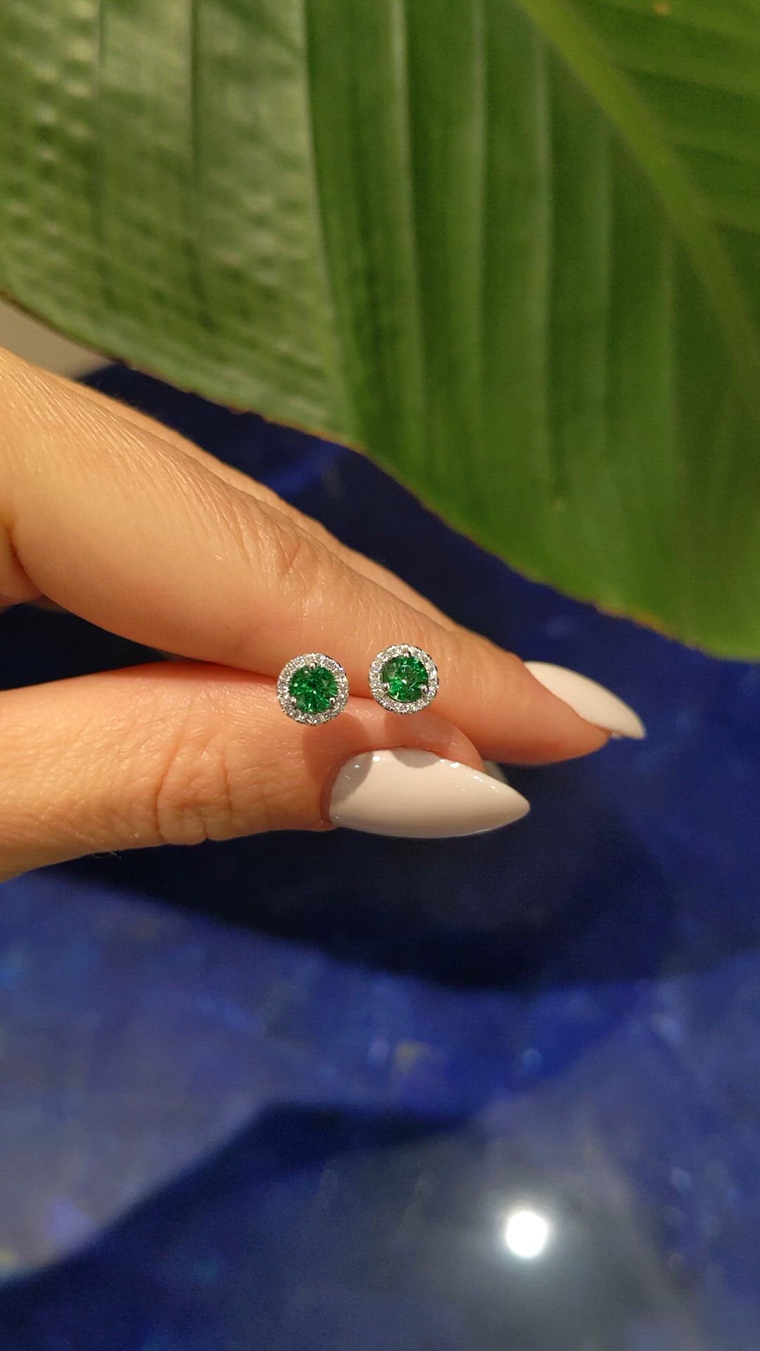 0.60&nbsp;Ct.Tw.Total Carat Weight Tsavorite Garnet and Natural Diamond Studs Earrings, 18K White Gold Size Video