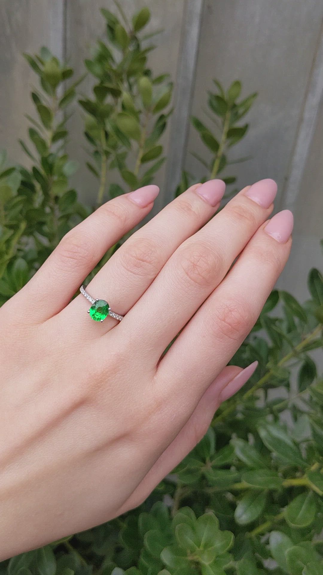 1.45 Ct. Tsavorite Garnet Pave Ring, 18K White Gold Size Video