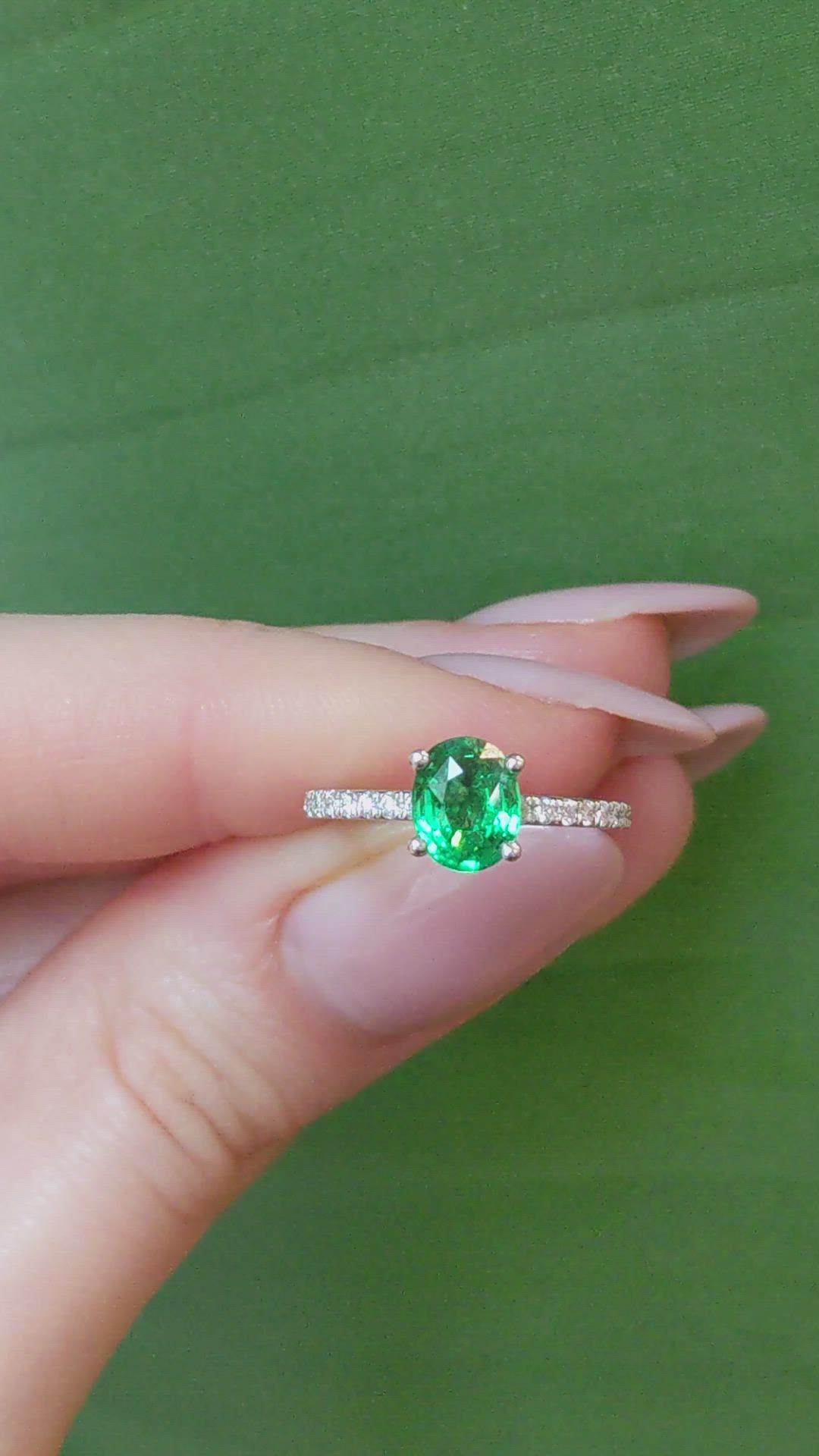 1.45 Ct. Tsavorite Garnet Pave Ring, 18K White Gold Size Video