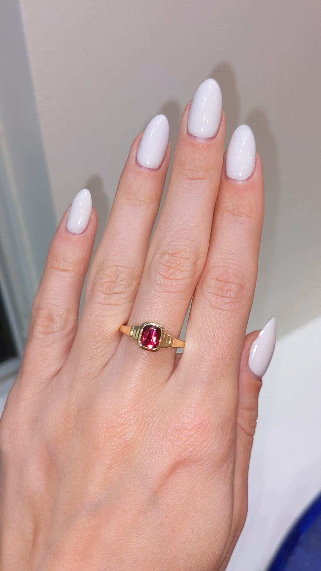 1.06 Ct. Red Garnet Bezel Ring, 18K Yellow Gold Size Video