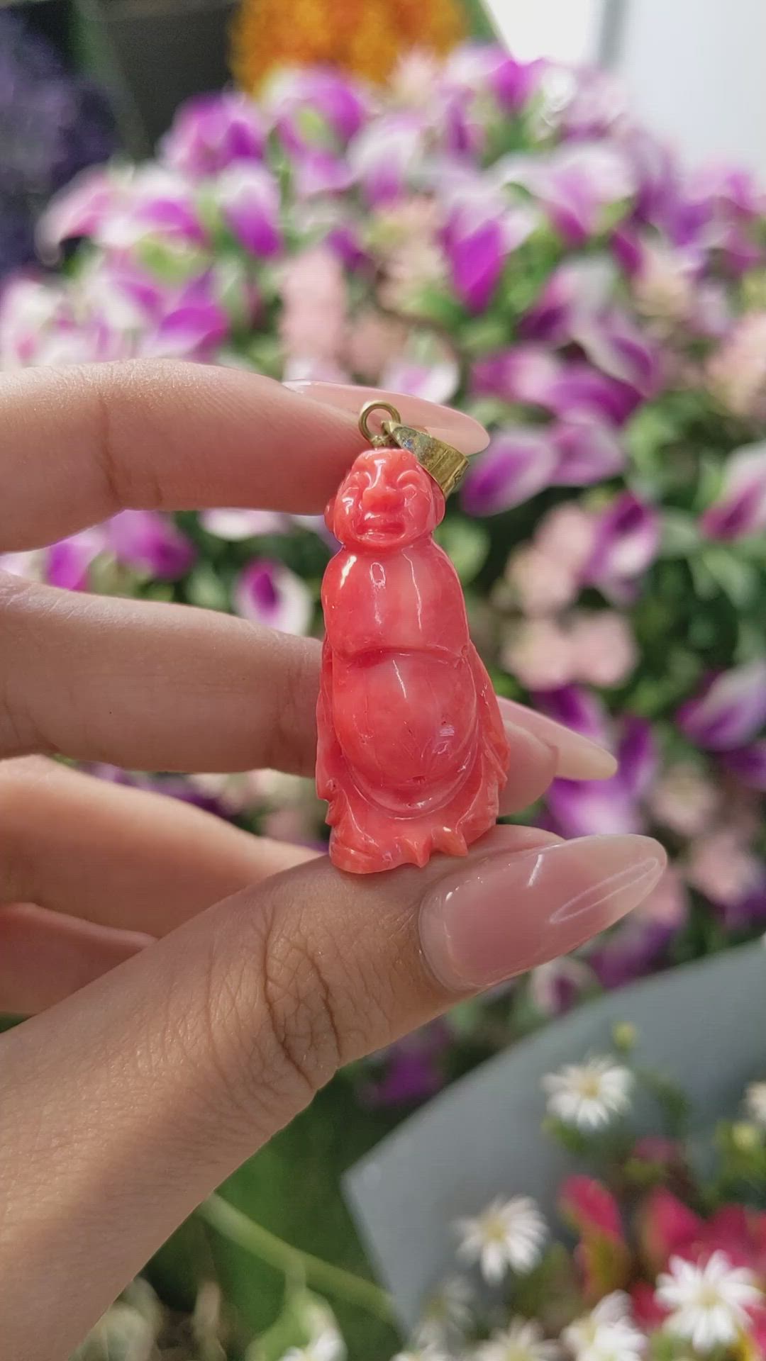 41.78 Ct. Salmon (Orangish Red) Coral Antique Style Pendant, 14K Yellow Gold Size Video