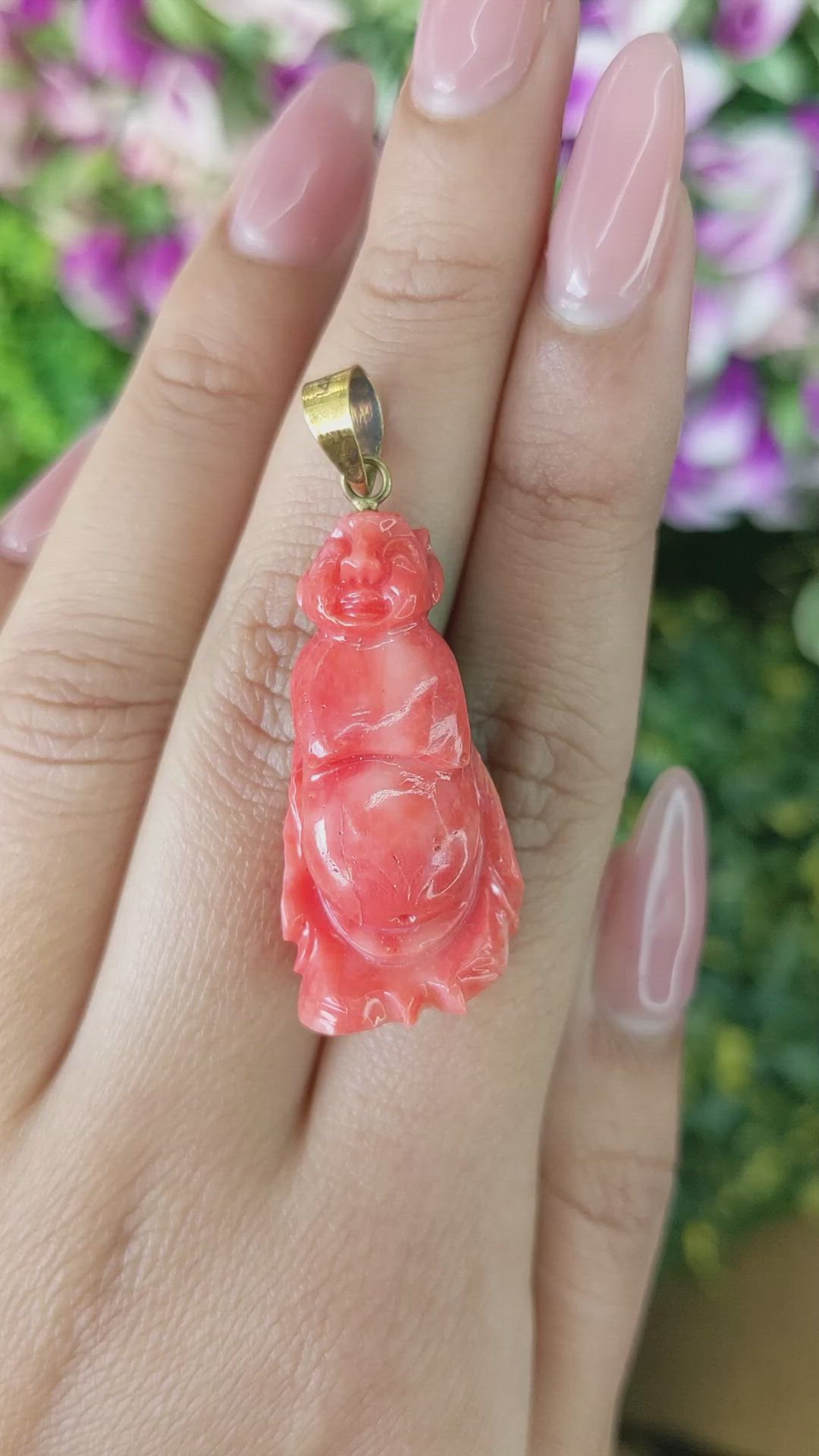 41.78 Ct. Salmon (Orangish Red) Coral Antique Style Pendant, 14K Yellow Gold Size Video
