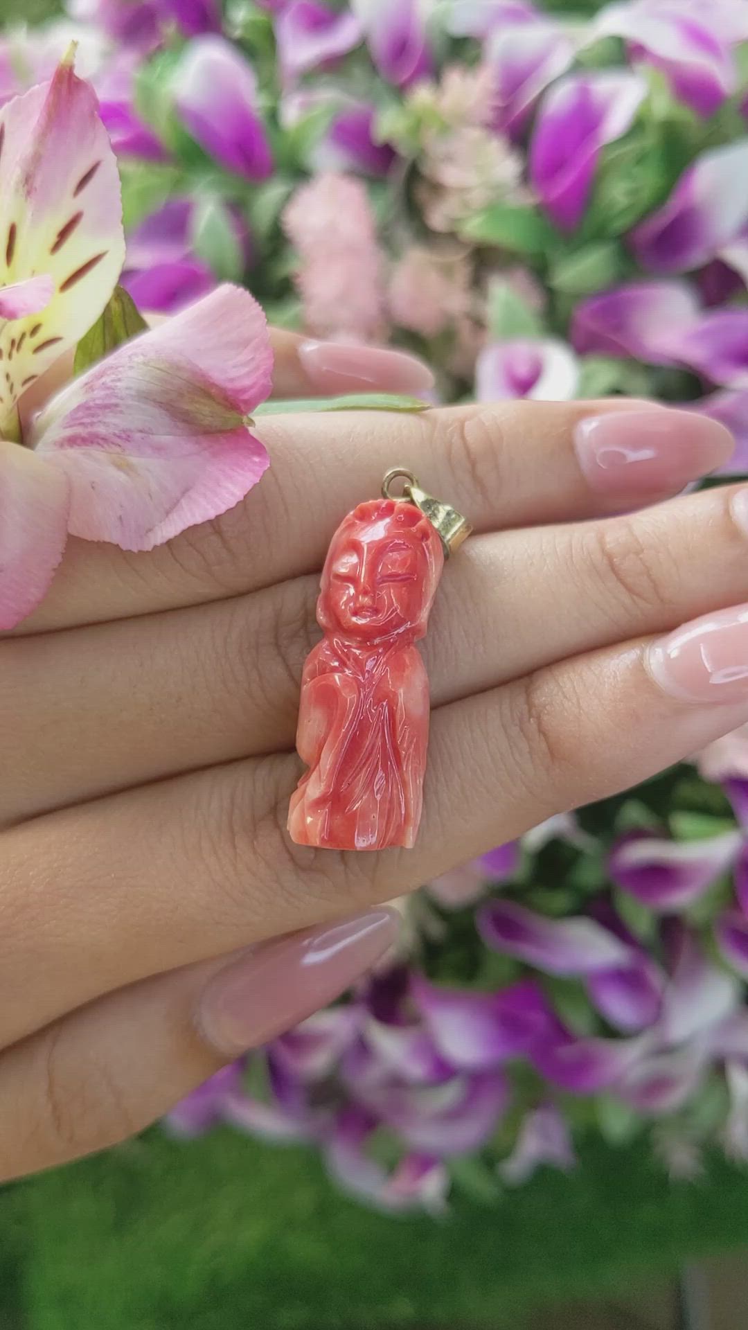 29.02 Ct. Salmon (Orangish Red) Coral Antique Style Pendant, 14K Yellow Gold Size Video