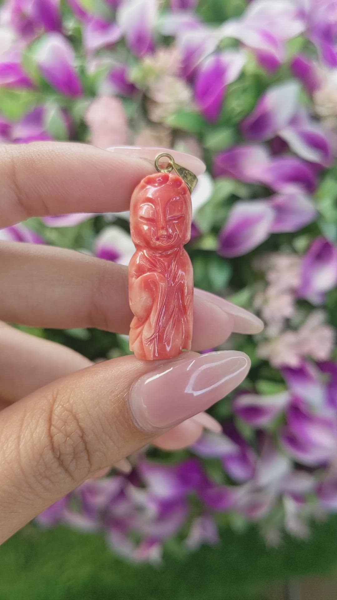 29.02 Ct. Salmon (Orangish Red) Coral Antique Style Pendant, 14K Yellow Gold Size Video