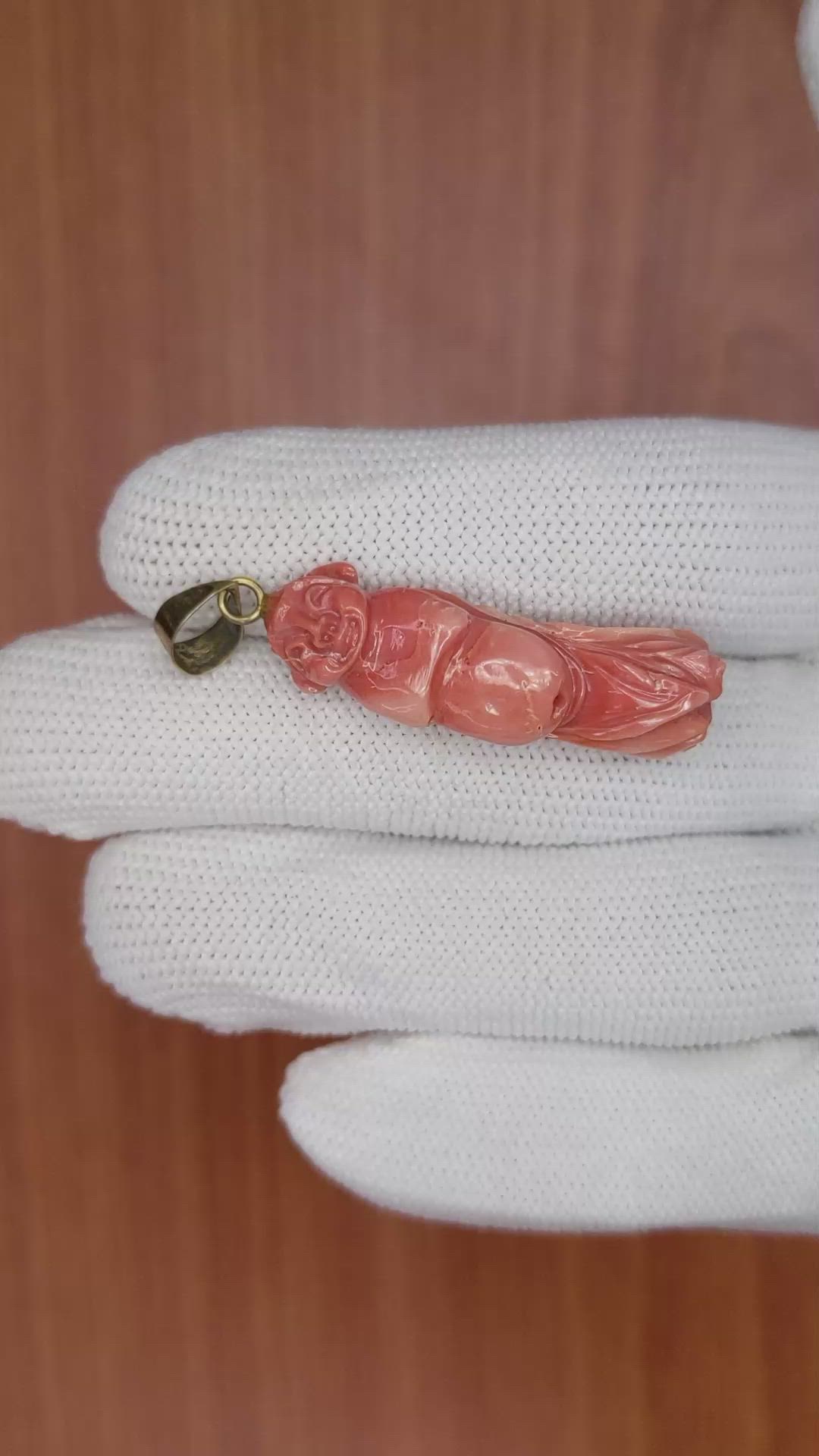 19.62 Ct. Salmon (Orangish Red) Coral Antique Style Pendant, 14K Yellow Gold Size Video