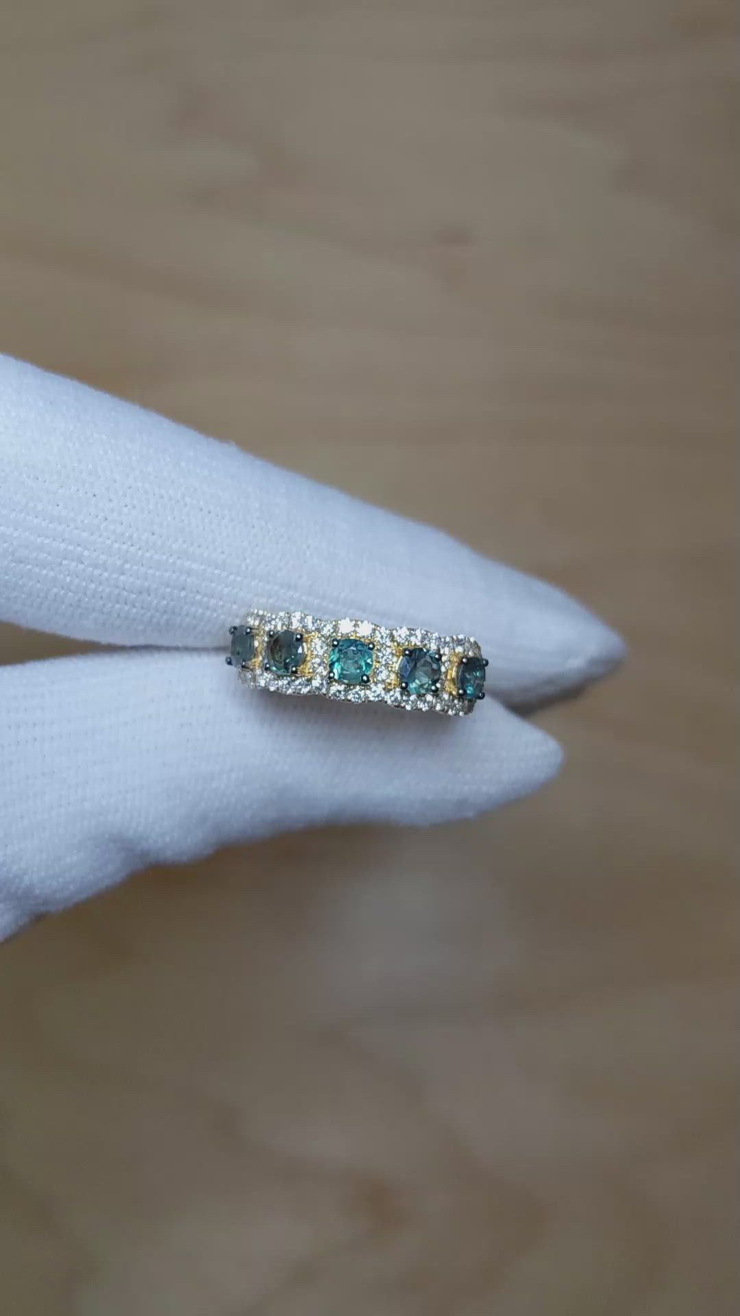 0.93 Ct. Alexandrite and Natural Diamond Pave Ring, 14K Yellow Gold Size Video