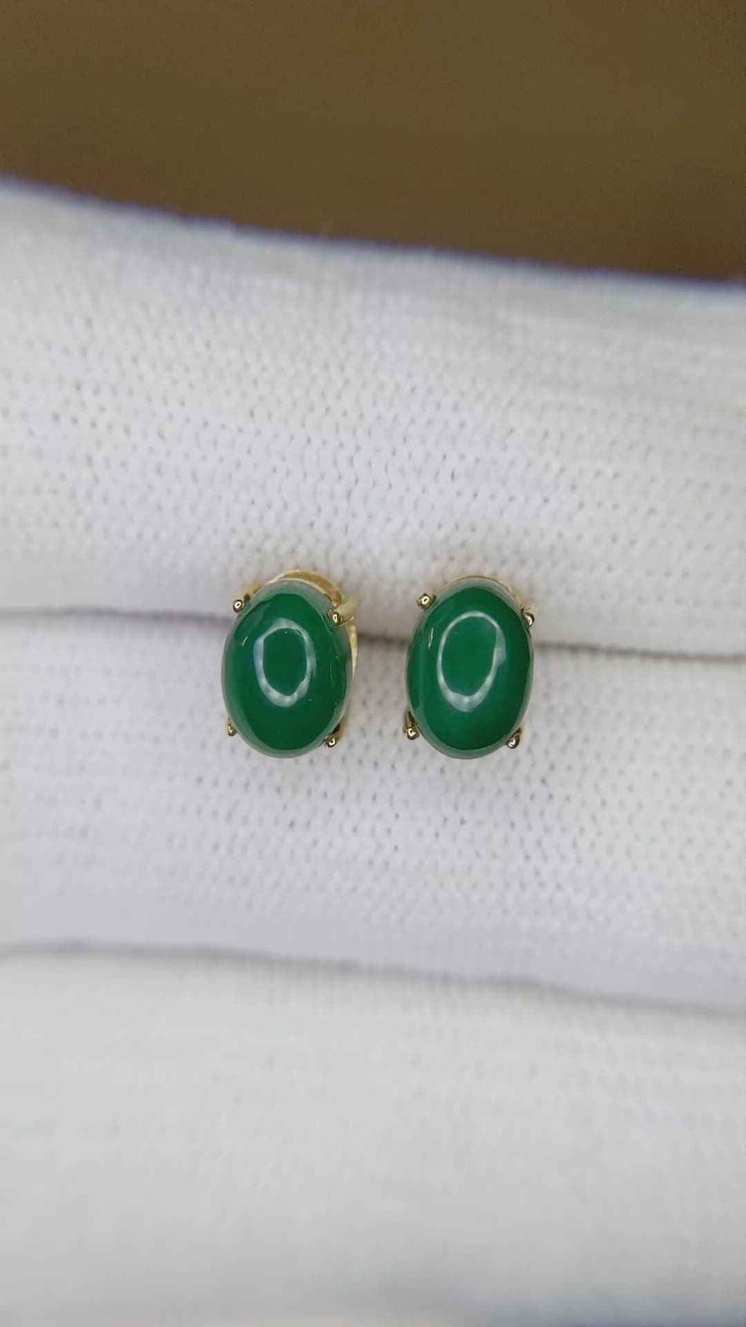 2.96&nbsp;Ct.Tw.Total Carat Weight Malachite Studs Earrings, 14K Yellow Gold Size Video