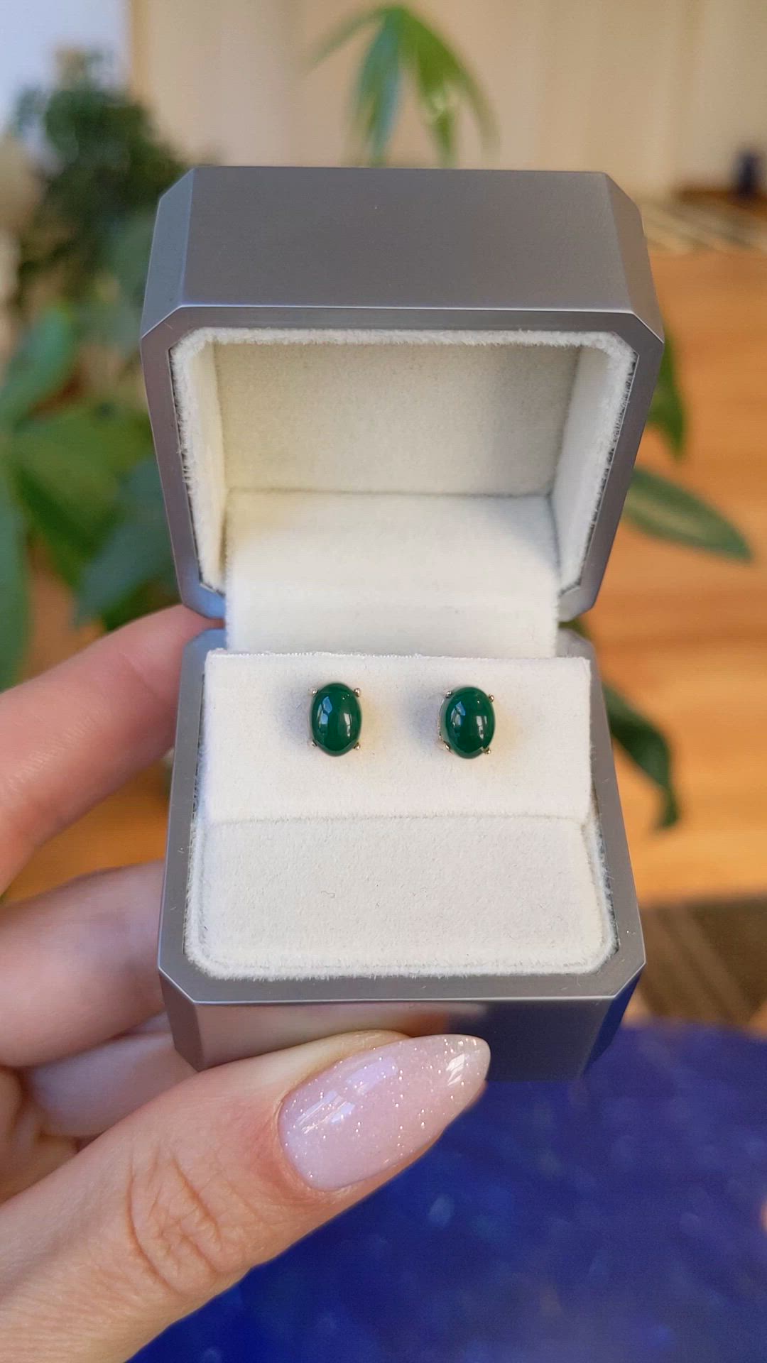 2.96&nbsp;Ct.Tw.Total Carat Weight Malachite Studs Earrings, 14K Yellow Gold Size Video