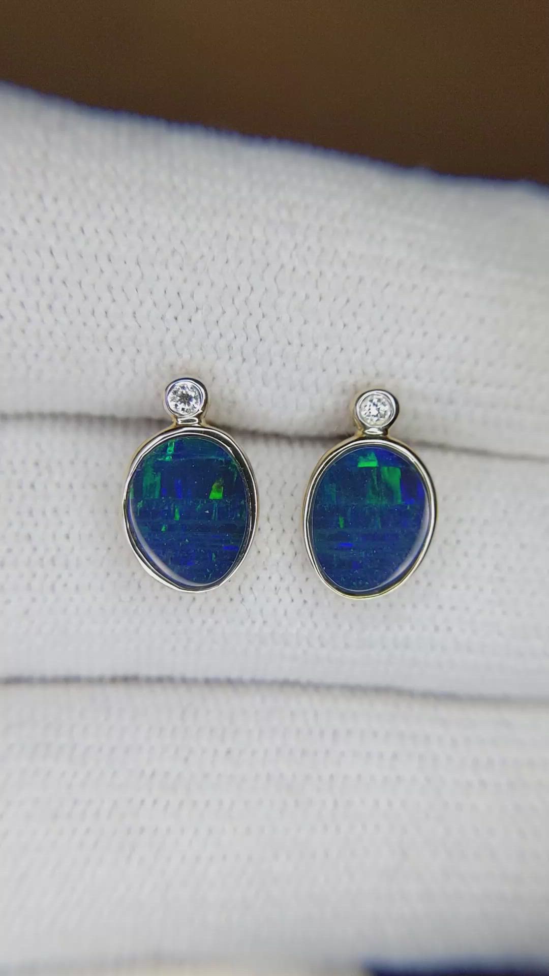 1.34&nbsp;Ct.Tw.Total Carat Weight Multi Color Opal and Natural Diamond Studs Earrings, 14K Yellow Gold Size Video