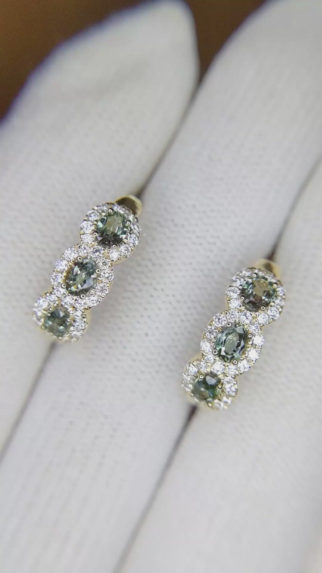 0.78&nbsp;Ct.Tw.Total Carat Weight Alexandrite and Natural Diamond Pave Earrings, 14K Yellow Gold Size Video