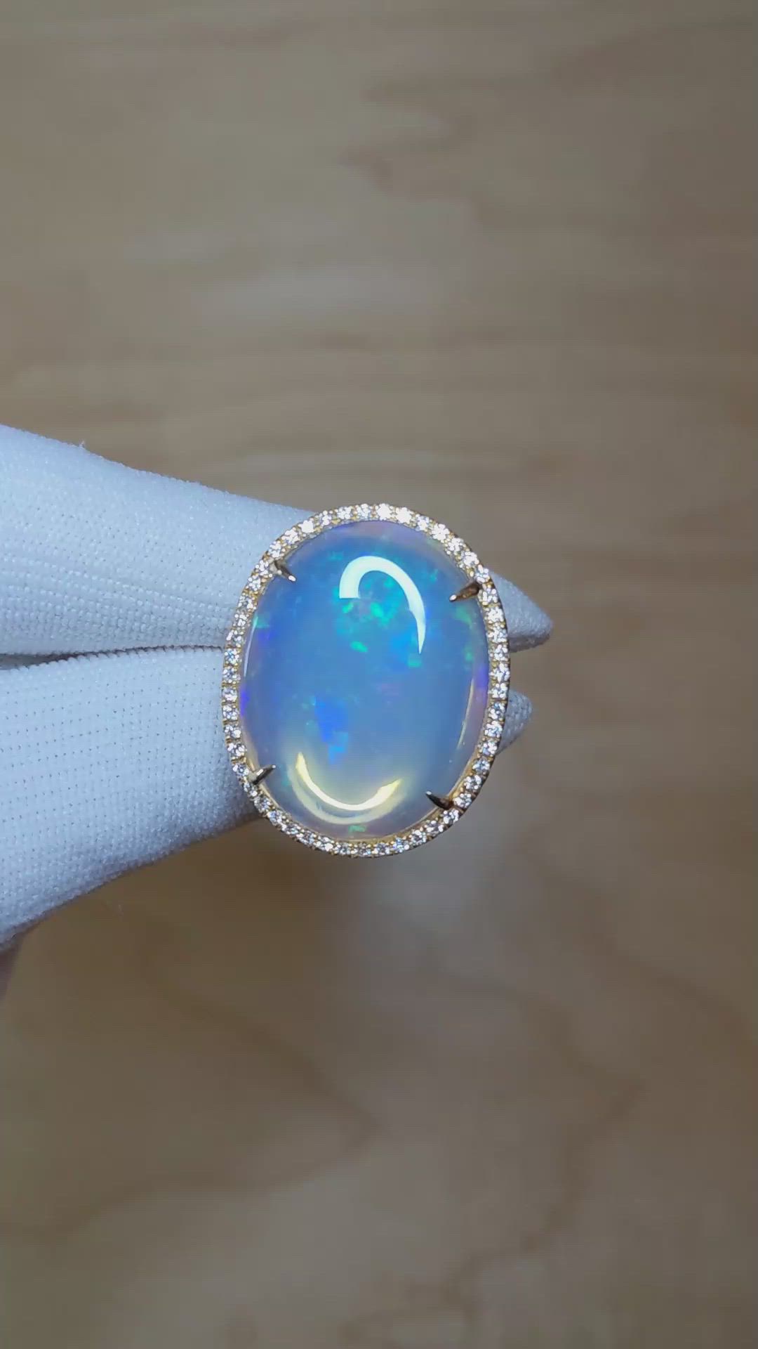 9.92 Ct. Multi Color Opal and Natural Diamond Antique Style Ring, 18K Yellow Gold Size Video