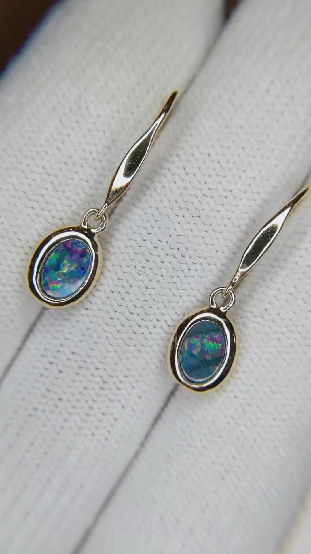 0.74&nbsp;Ct.Tw.Total Carat Weight Multi Color Opal Bezel Earrings, 14K Yellow Gold Size Video