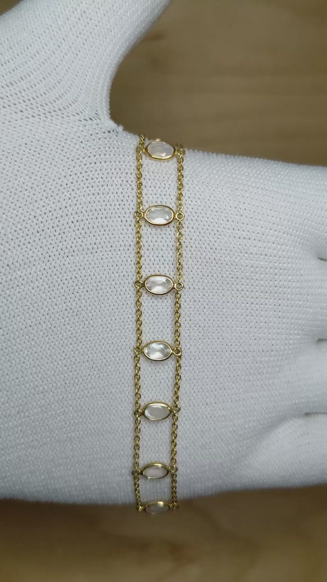 2.21&nbsp;Ct.Tw.Total Carat Weight White Moonstone Bezel Bracelet, 14K Yellow Gold Size Video