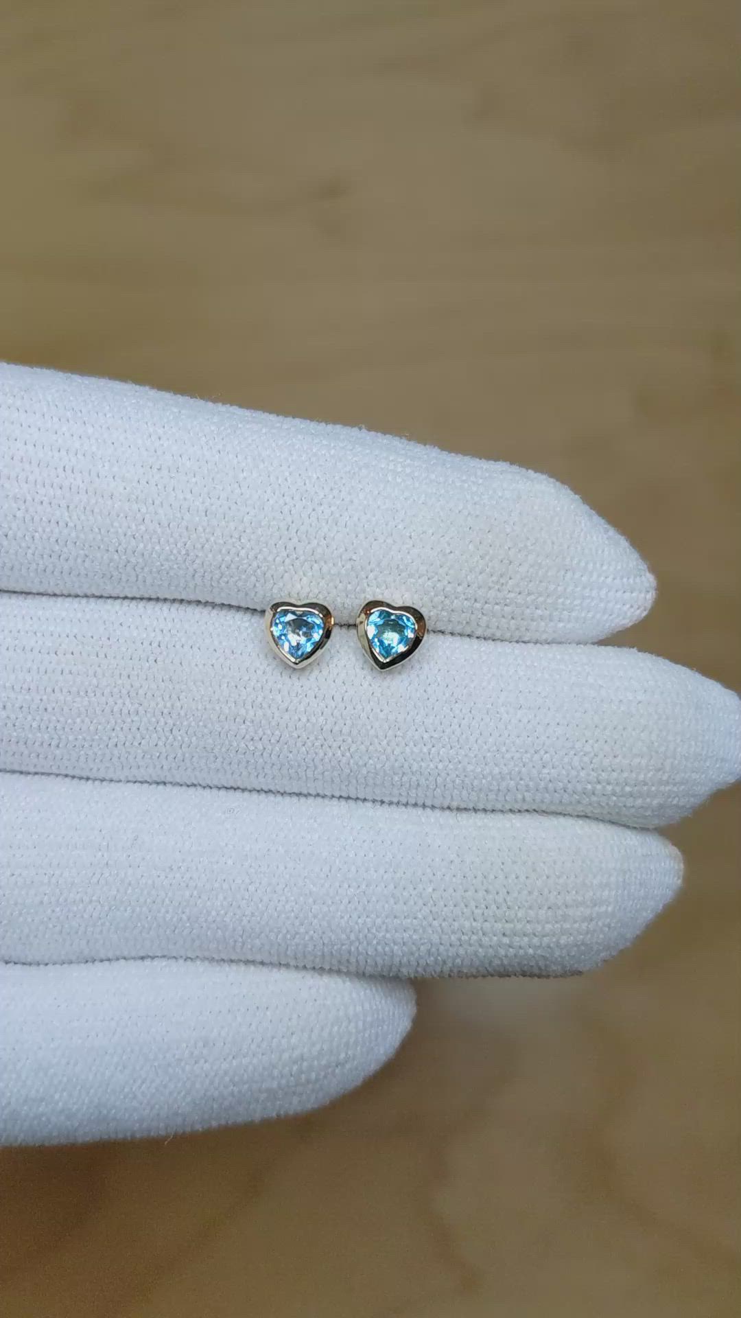 0.53 Ct.Tw.Total Carat Weight Blue Aquamarine Studs Earrings, 14K Yellow Gold Size Video