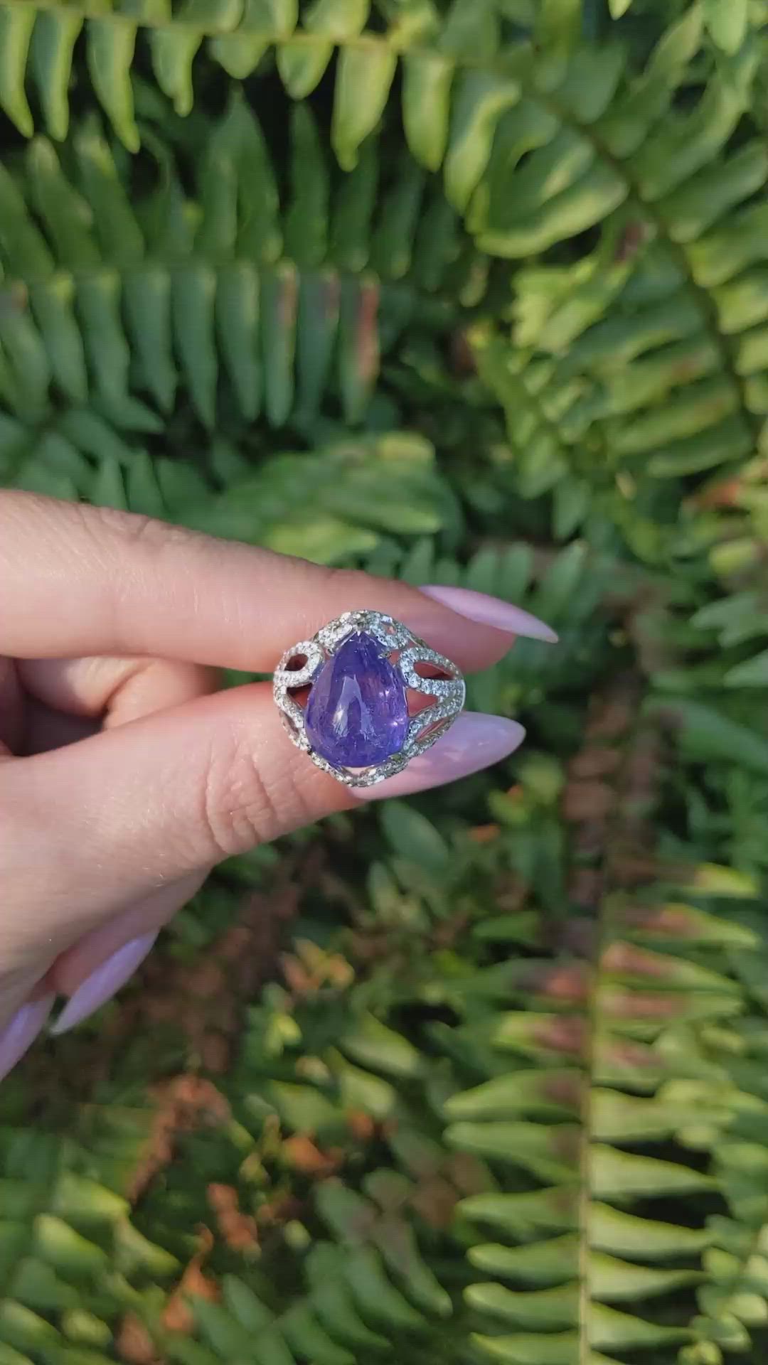 8.49 Ct. Violet Tanzanite and Natural Diamond Antique Style Ring, 14K White Gold Size Video