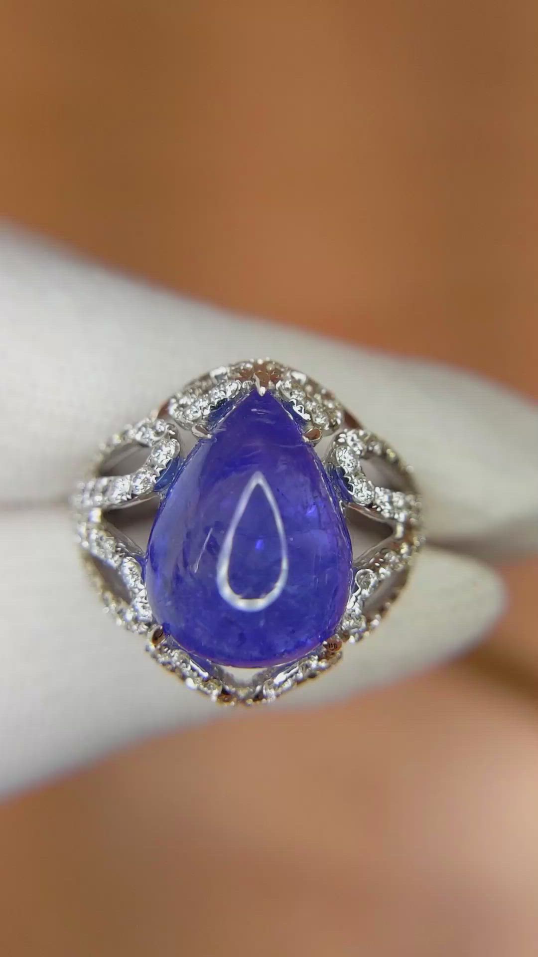 8.49 Ct. Violet Tanzanite and Natural Diamond Antique Style Ring, 14K White Gold Size Video