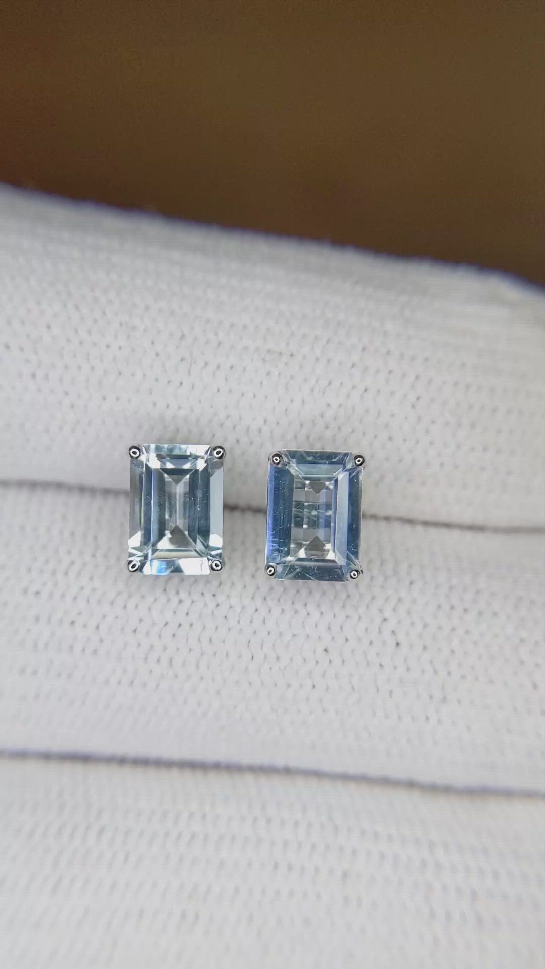 1.70&nbsp;Ct.Tw.Total Carat Weight Blue Aquamarine Studs Earrings, 14K White Gold Size Video