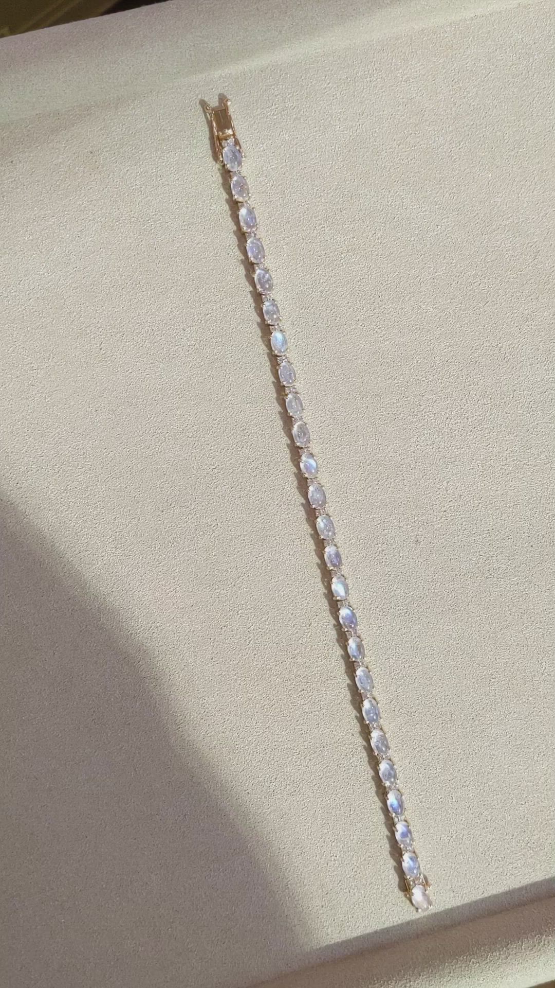 13.70&nbsp;Ct.Tw.Total Carat Weight Rainbow Moonstone and Natural Diamond Tennis/Line Bracelet, 14K Yellow Gold Size Video