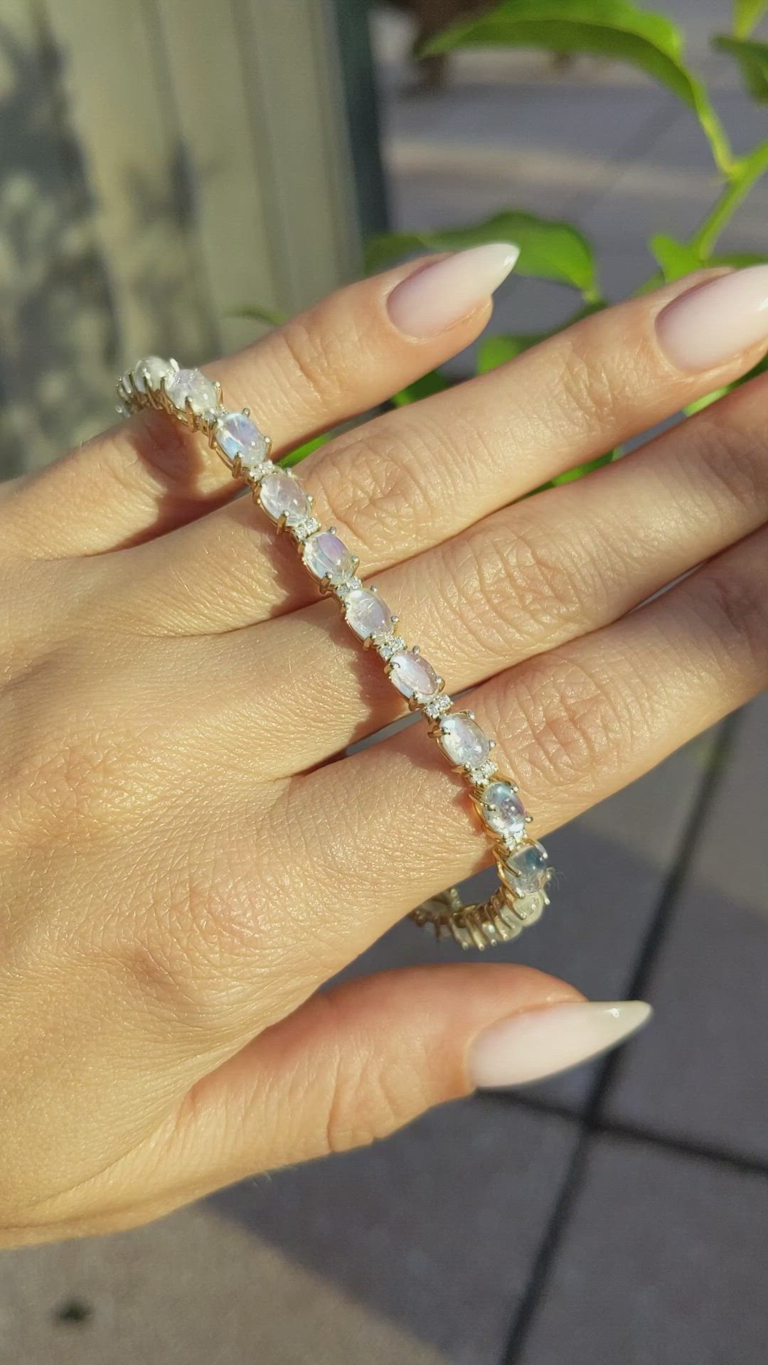 13.70&nbsp;Ct.Tw.Total Carat Weight Rainbow Moonstone and Natural Diamond Tennis/Line Bracelet, 14K Yellow Gold Size Video