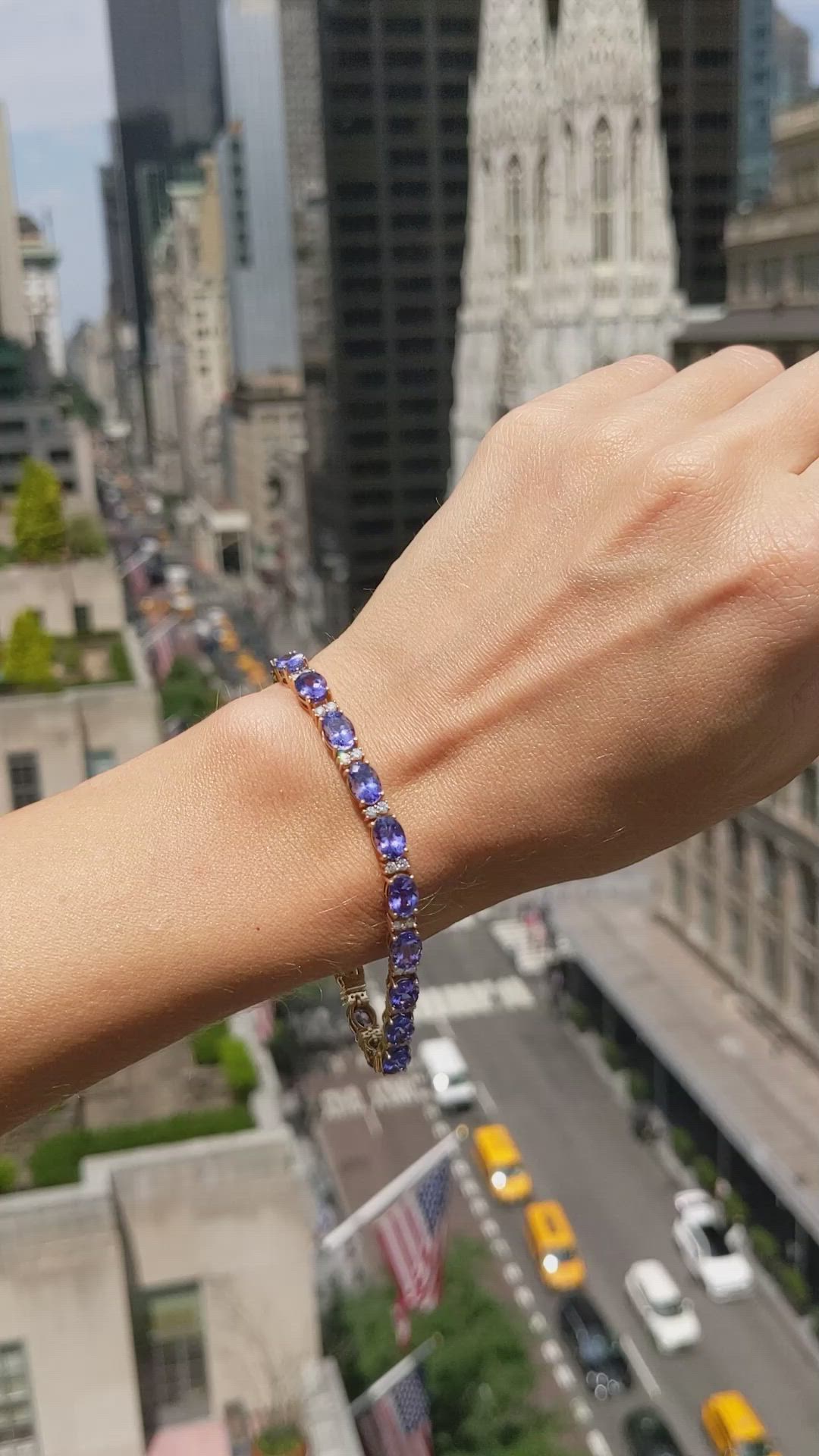16.45&nbsp;Ct.Tw.Total Carat Weight Violet Tanzanite and Natural Diamond Tennis/Line Bracelet, 14K Yellow Gold Size Video