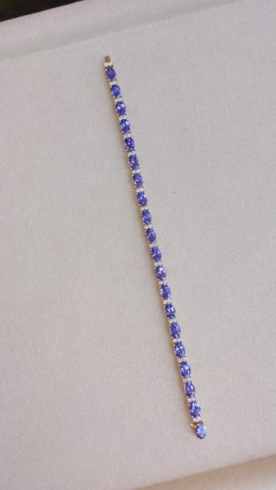 16.45&nbsp;Ct.Tw.Total Carat Weight Violet Tanzanite and Natural Diamond Tennis/Line Bracelet, 14K Yellow Gold Size Video