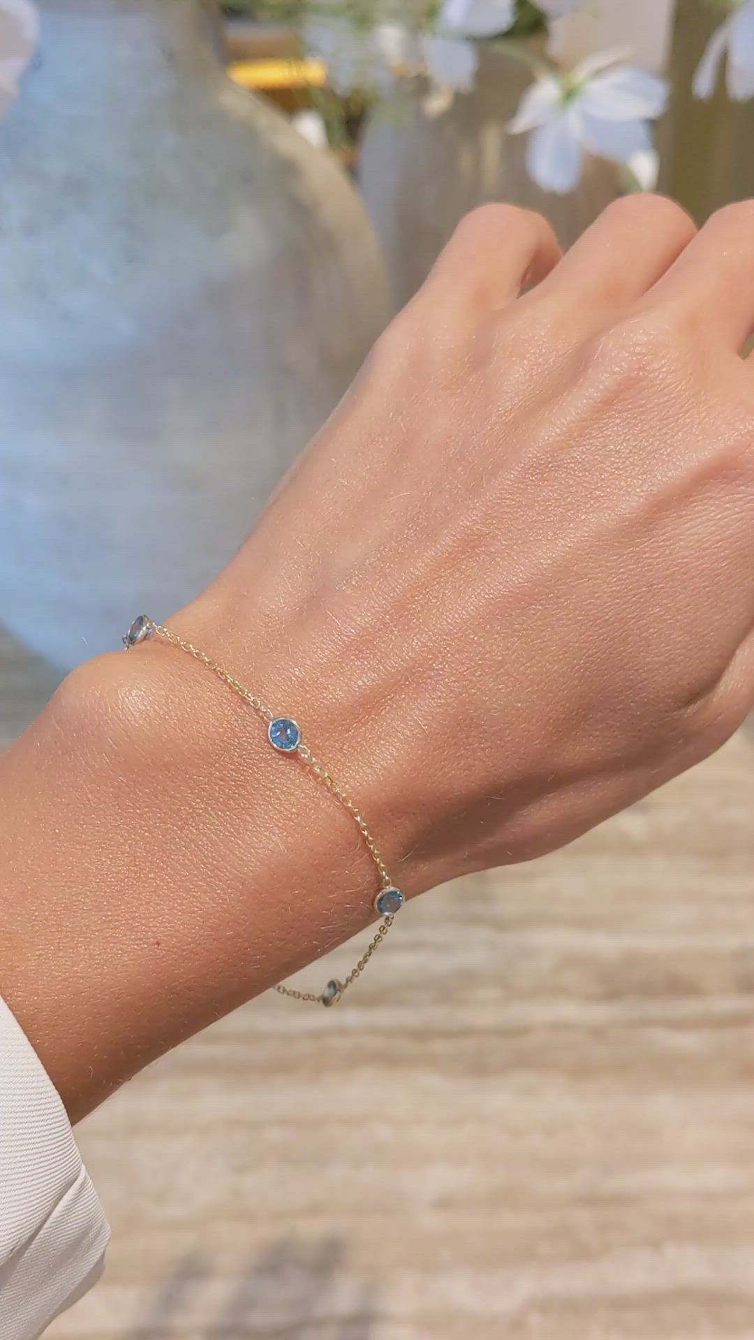 1.50&nbsp;Ct.Tw.Total Carat Weight Blue Topaz Tennis/Line Bracelet, 14K Yellow Gold Size Video