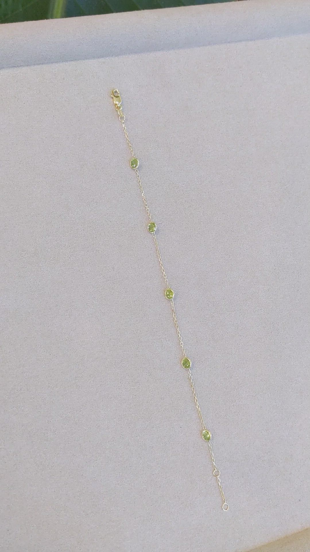 1.50 Ct.Tw.Total Carat Weight Green (Lime Green) Peridot Tennis/Line Bracelet, 14K Yellow Gold Size Video