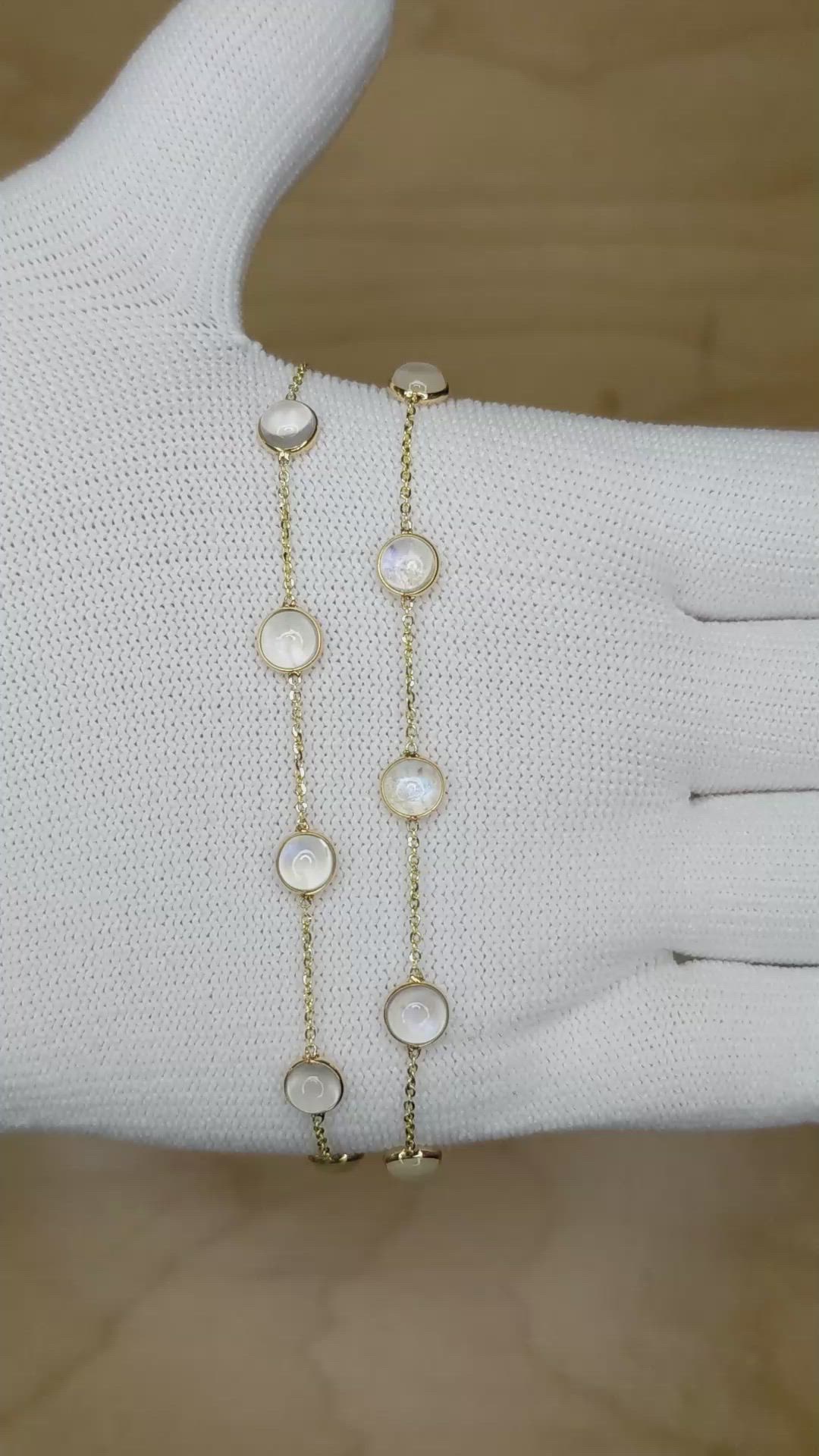 10.05 Ct. White Moonstone Bezel Necklace, 14K Yellow Gold Size Video