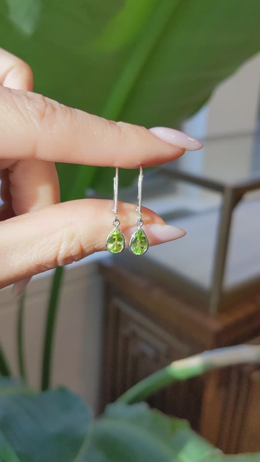 1.48&nbsp;Ct.Tw.Total Carat Weight Green Peridot Bezel Earrings, 14K White Gold Size Video