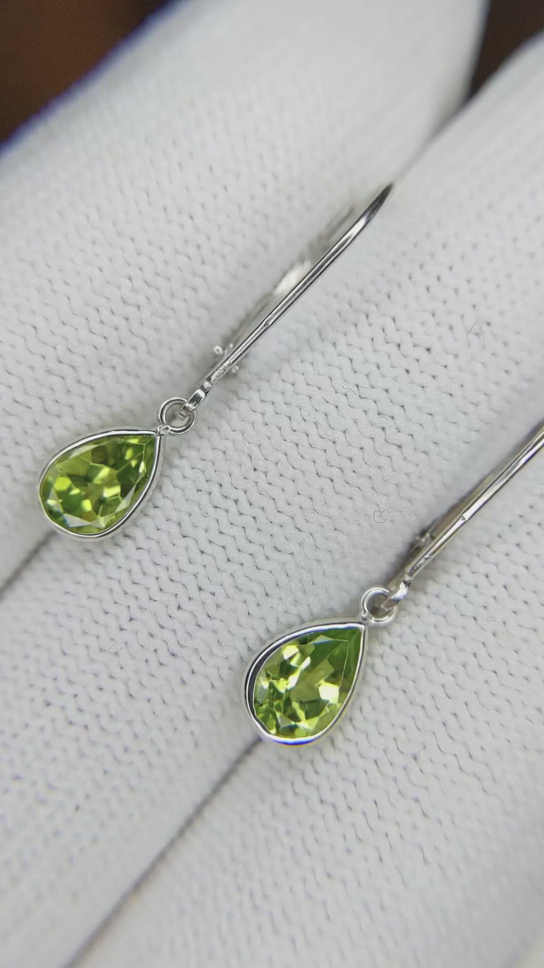 1.48&nbsp;Ct.Tw.Total Carat Weight Green Peridot Bezel Earrings, 14K White Gold Size Video