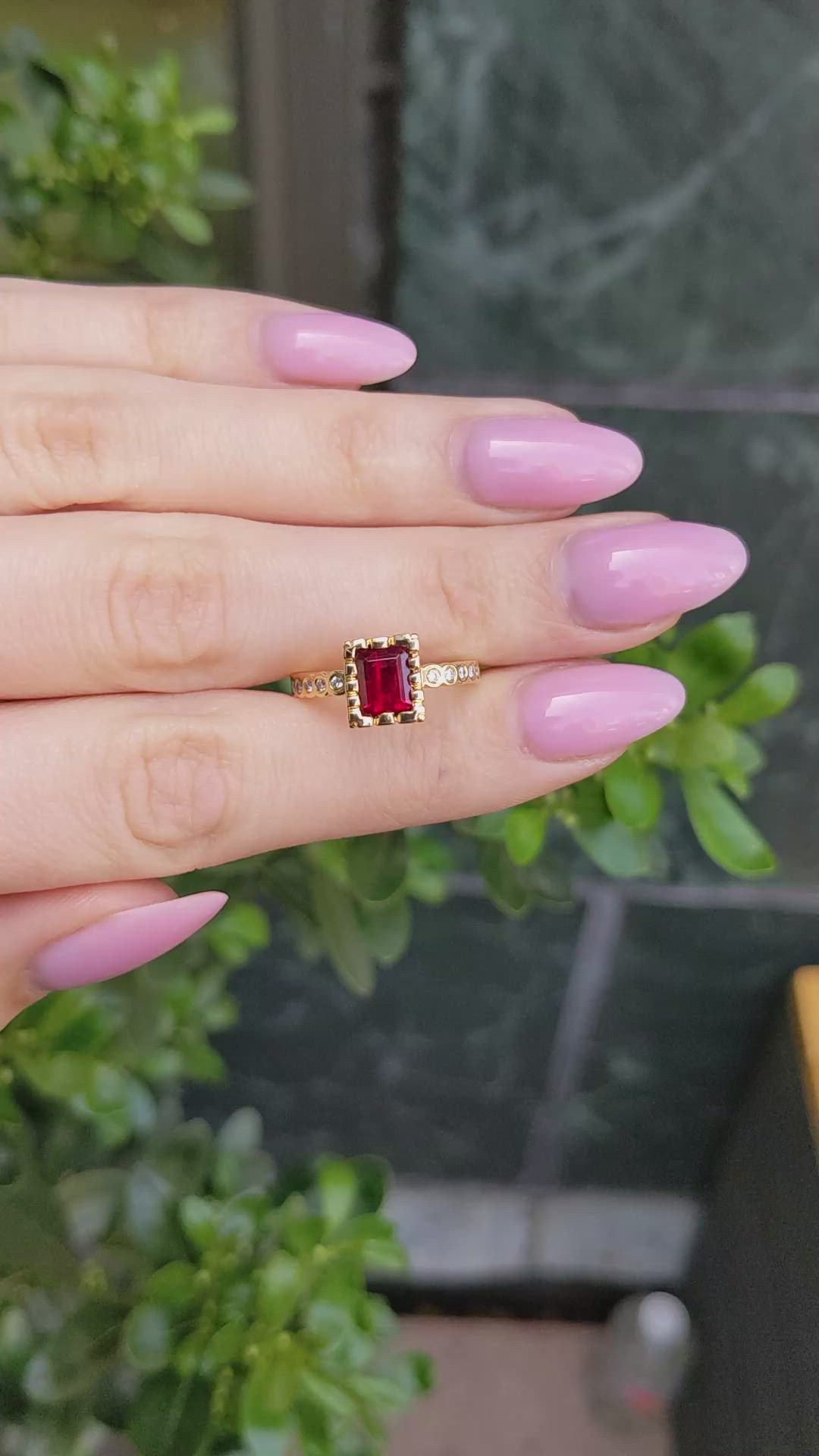 0.86 Ct. Red Red Beryl and Natural Diamond Pave Ring, 18K Yellow Gold Size Video