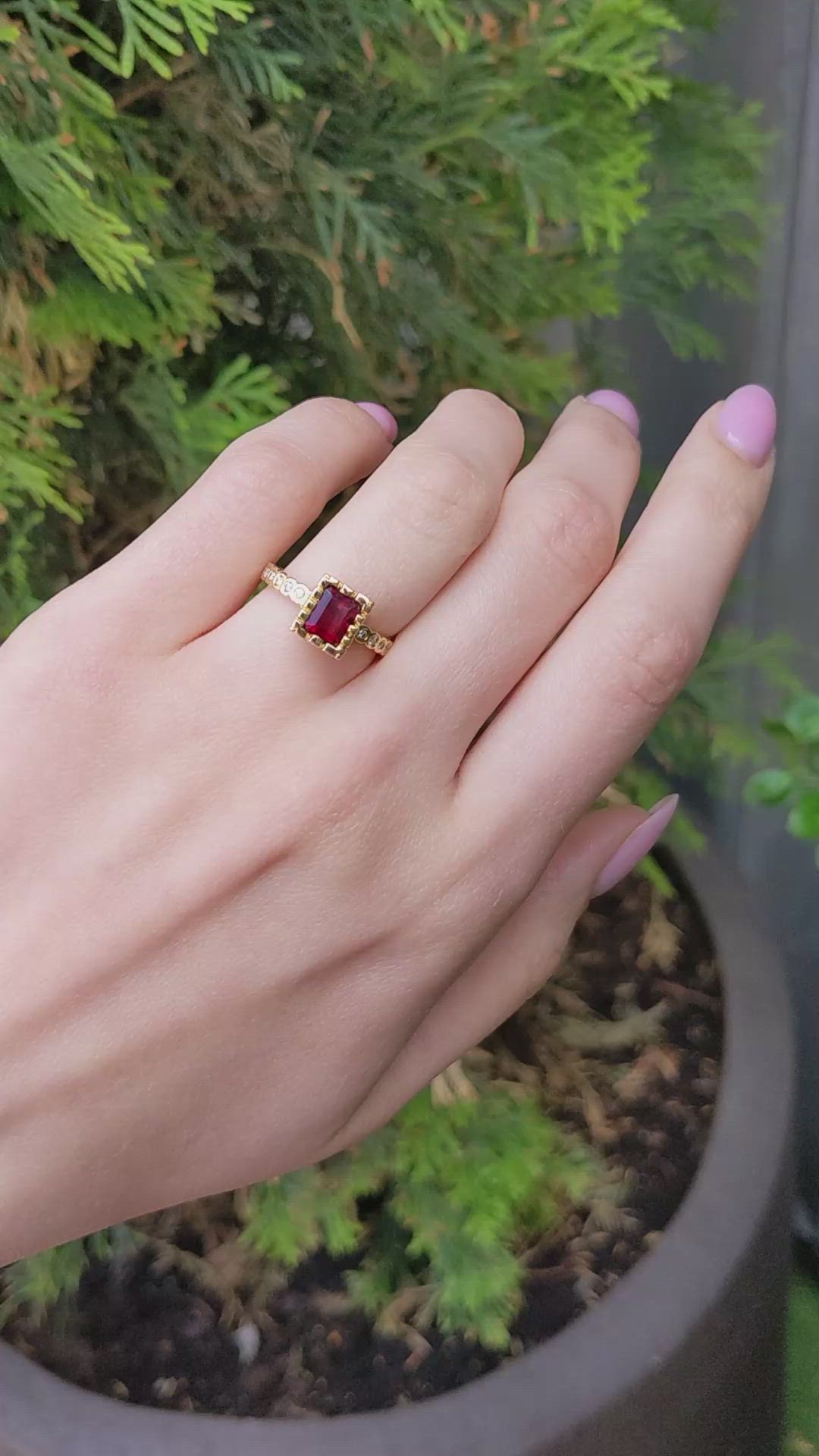 0.86 Ct. Red Red Beryl and Natural Diamond Pave Ring, 18K Yellow Gold Size Video