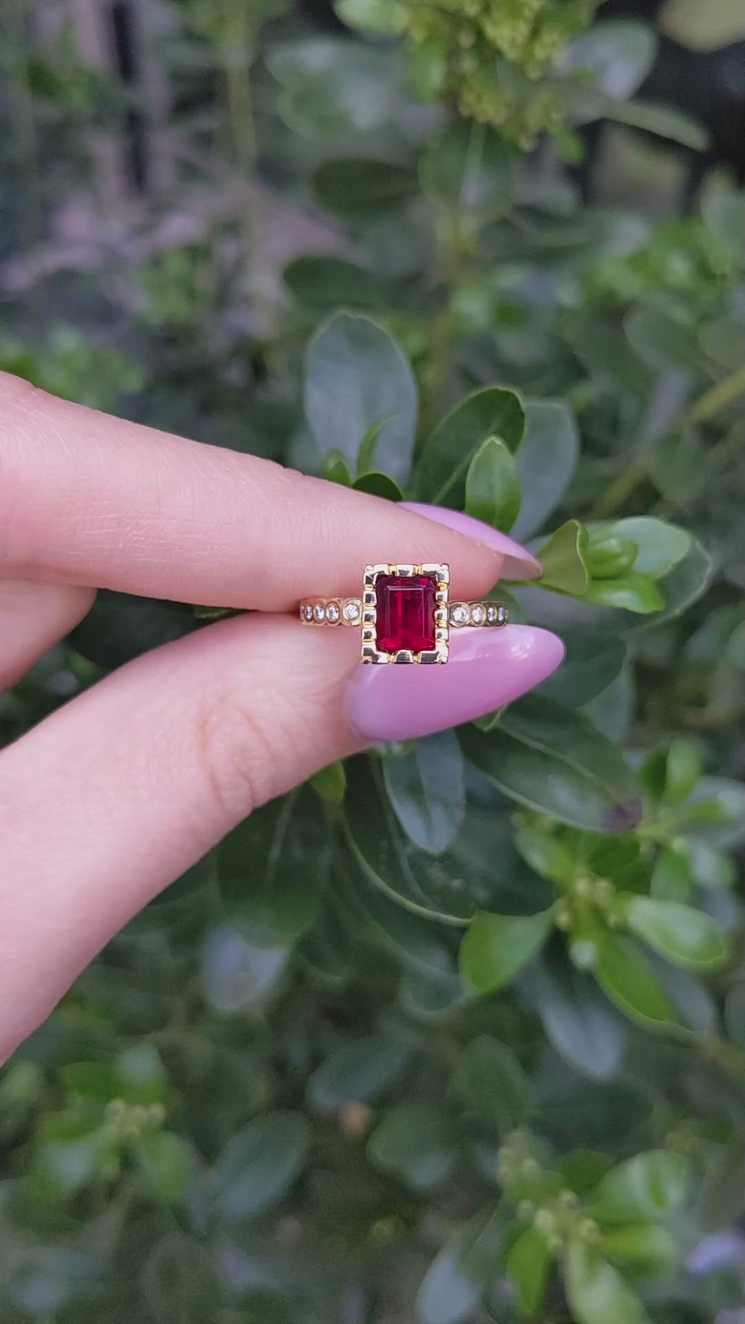 0.86 Ct. Red Red Beryl and Natural Diamond Pave Ring, 18K Yellow Gold Size Video