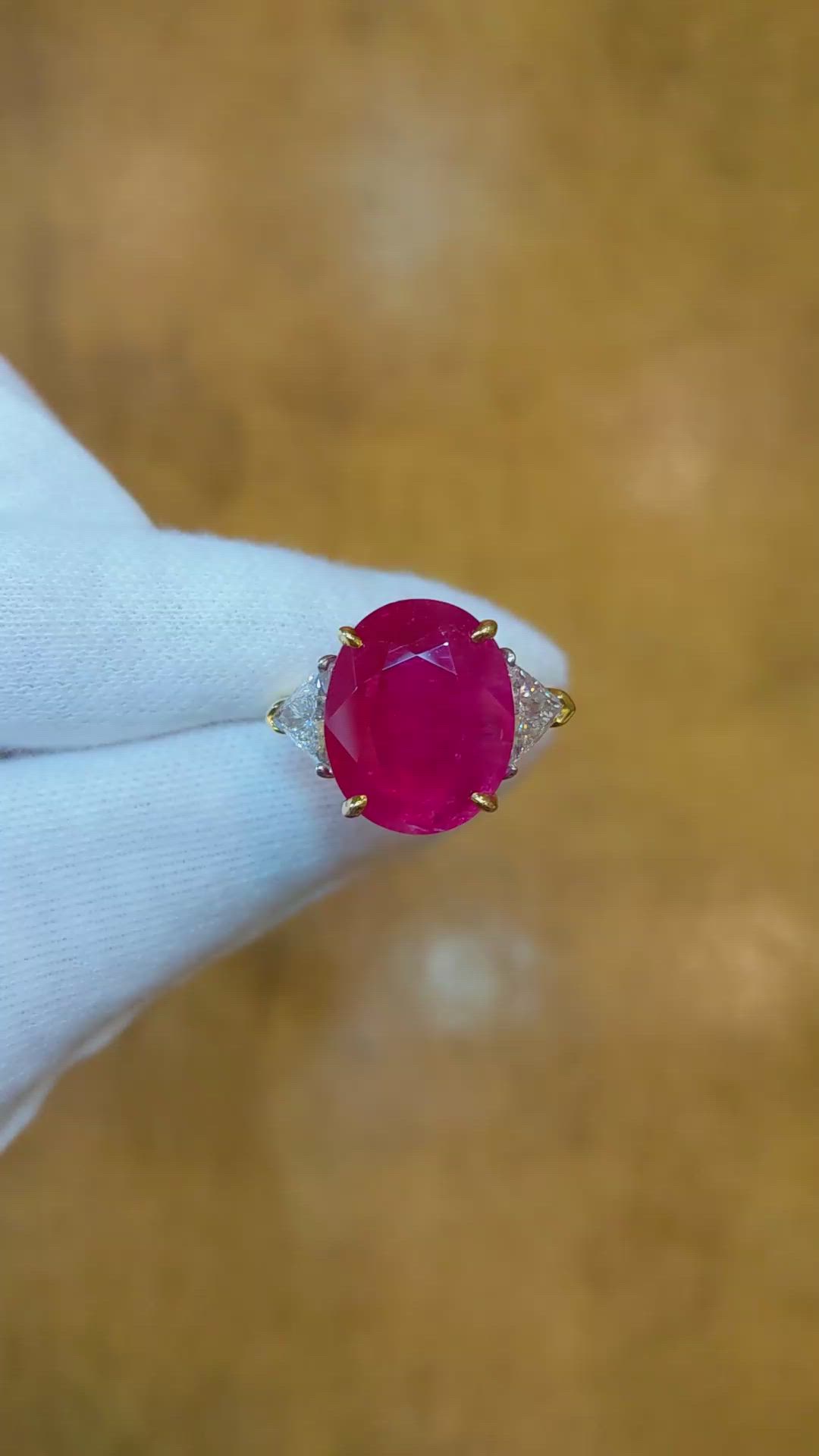 8.79 Ct. Ruby Natural Diamond Side Stones Ring, 18K Yellow Gold Size Video