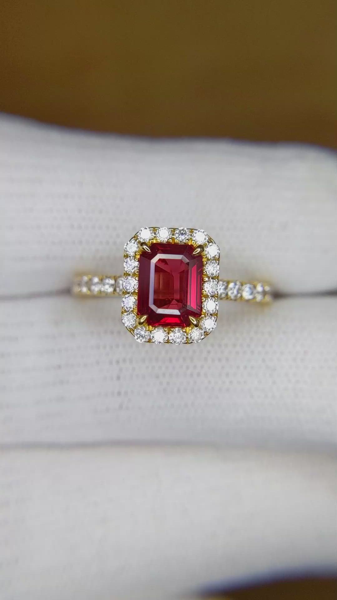 1.05 Ct. Ruby Natural Diamond Pave Ring, 18K Yellow Gold Size Video