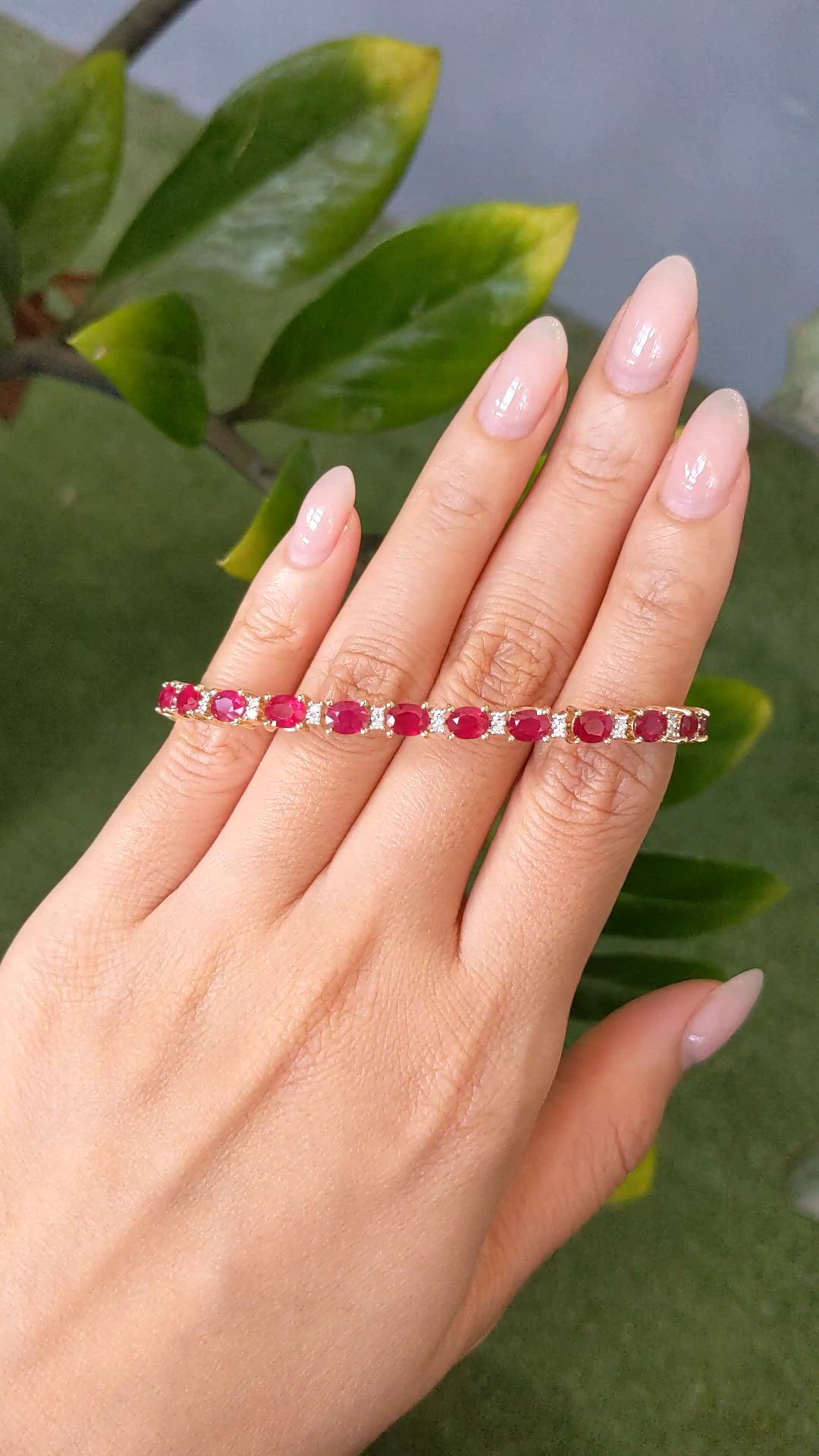 9.60&nbsp;Ct.Tw.Total Carat Weight Ruby and Natural Diamond Tennis/Line Bracelet, 14K Yellow Gold Size Video