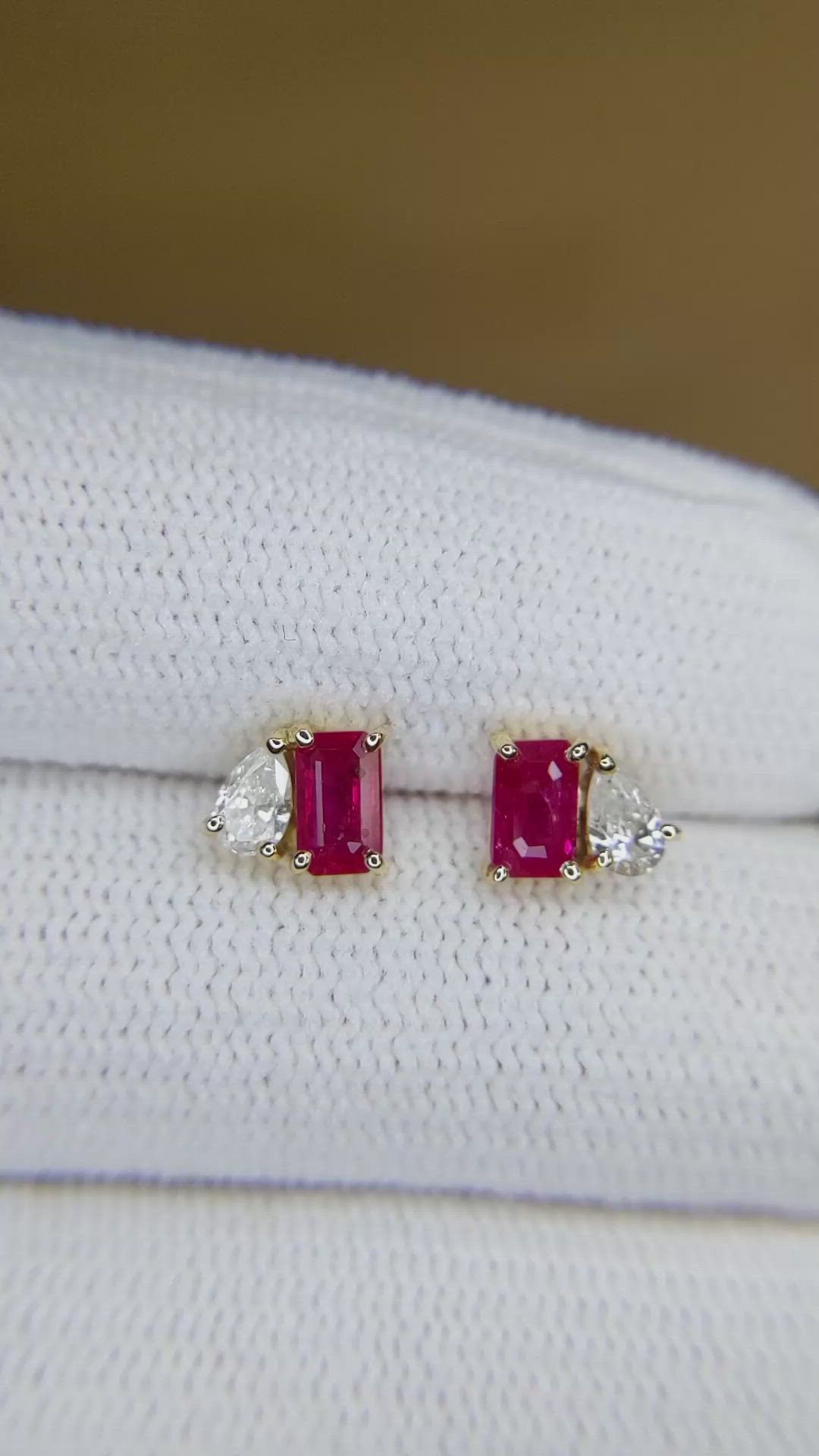 0.74&nbsp;Ct.Tw.Total Carat Weight Pinkish Red Ruby and Natural Diamond Studs Earrings, 14K Yellow Gold Size Video