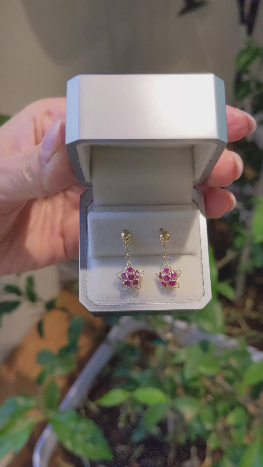 1.44&nbsp;Ct.Tw.Total Carat Weight Pinkish Red Ruby Drops Earrings, 18K Yellow Gold Size Video