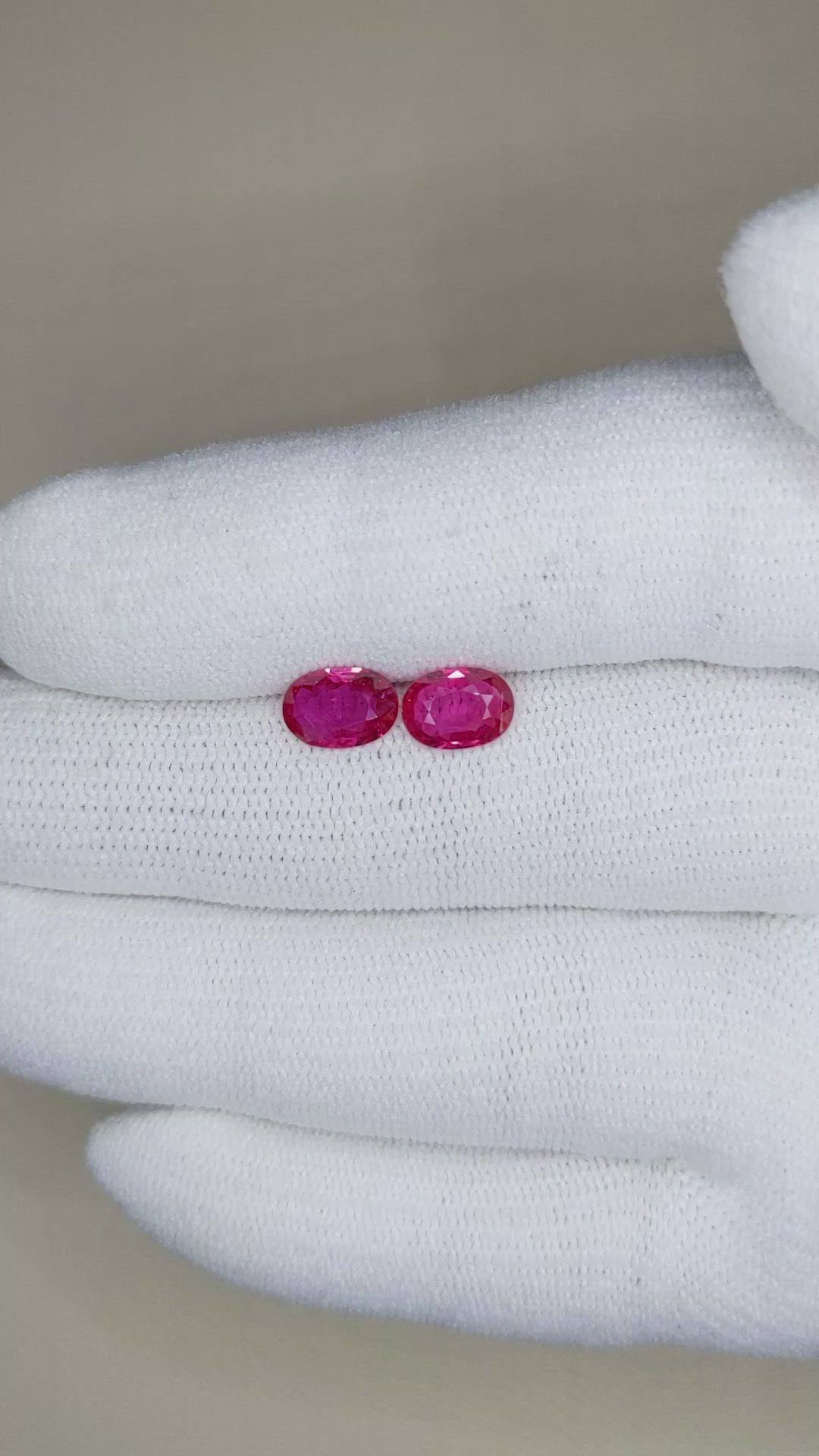 1.85&nbsp;Ct.Tw.Total Carat Weight Ruby Pair from Mozambique Size Video