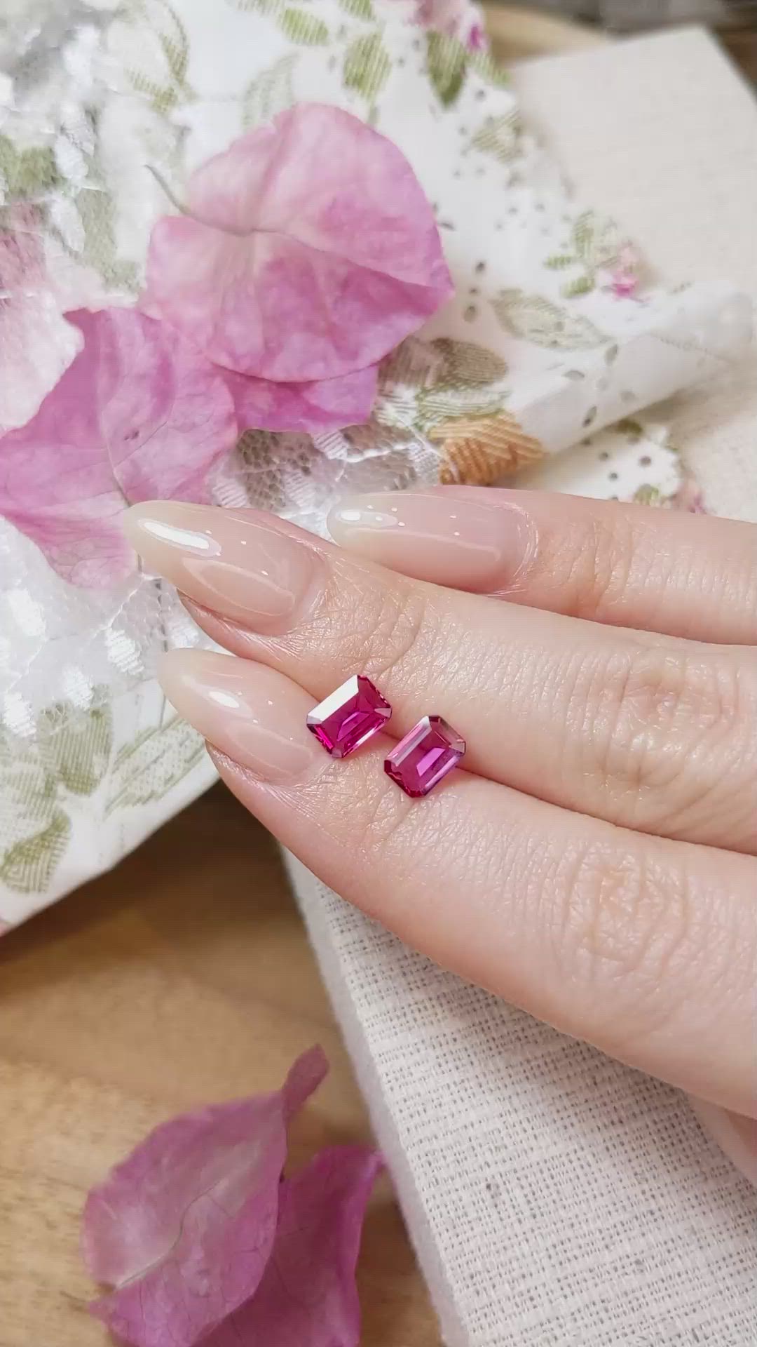 1.79&nbsp;Ct.Tw.Total Carat Weight Ruby Pair from Mozambique Size Video