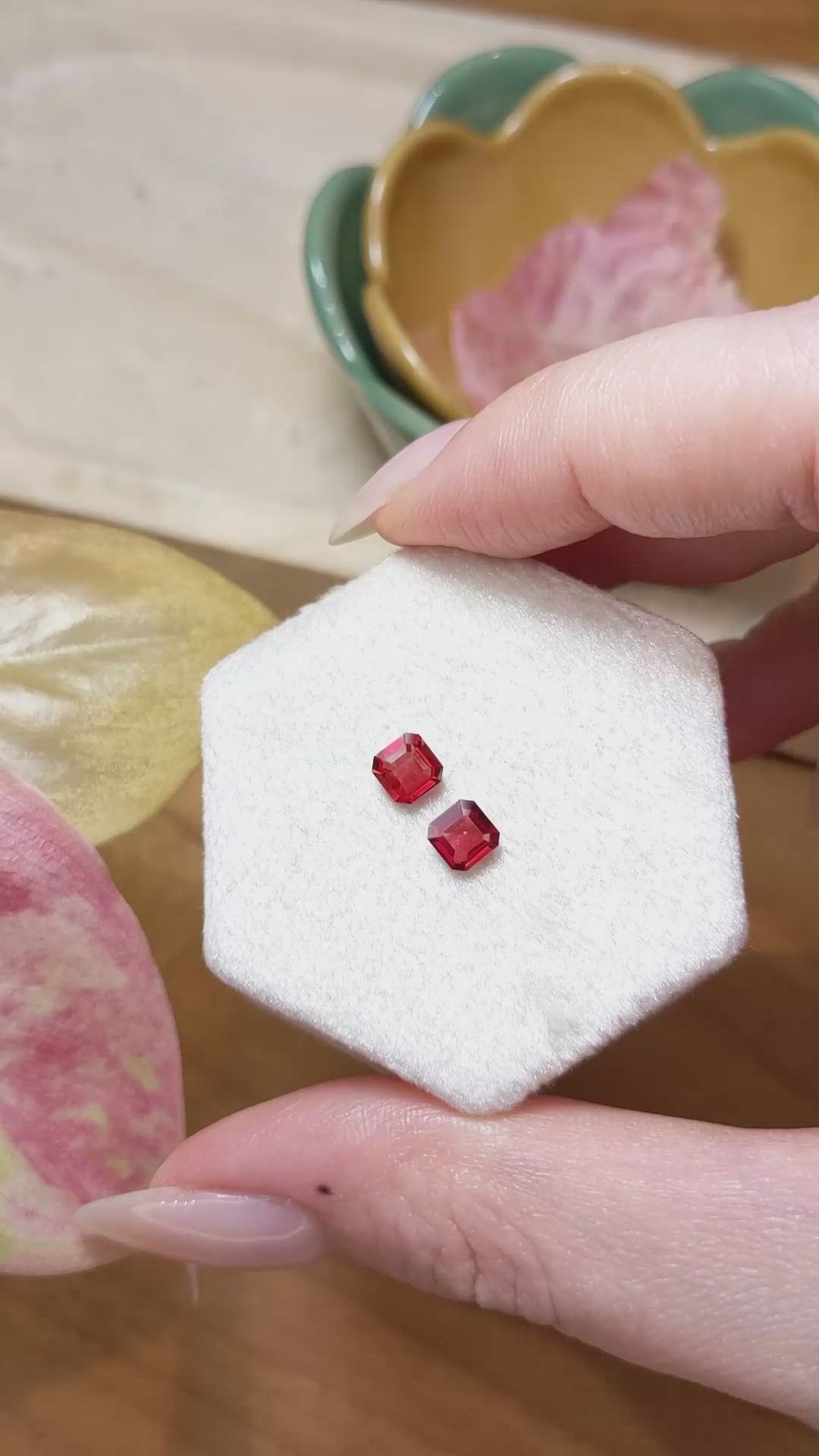 1.07&nbsp;Ct.Tw.Total Carat Weight Ruby Pair from Mozambique Size Video