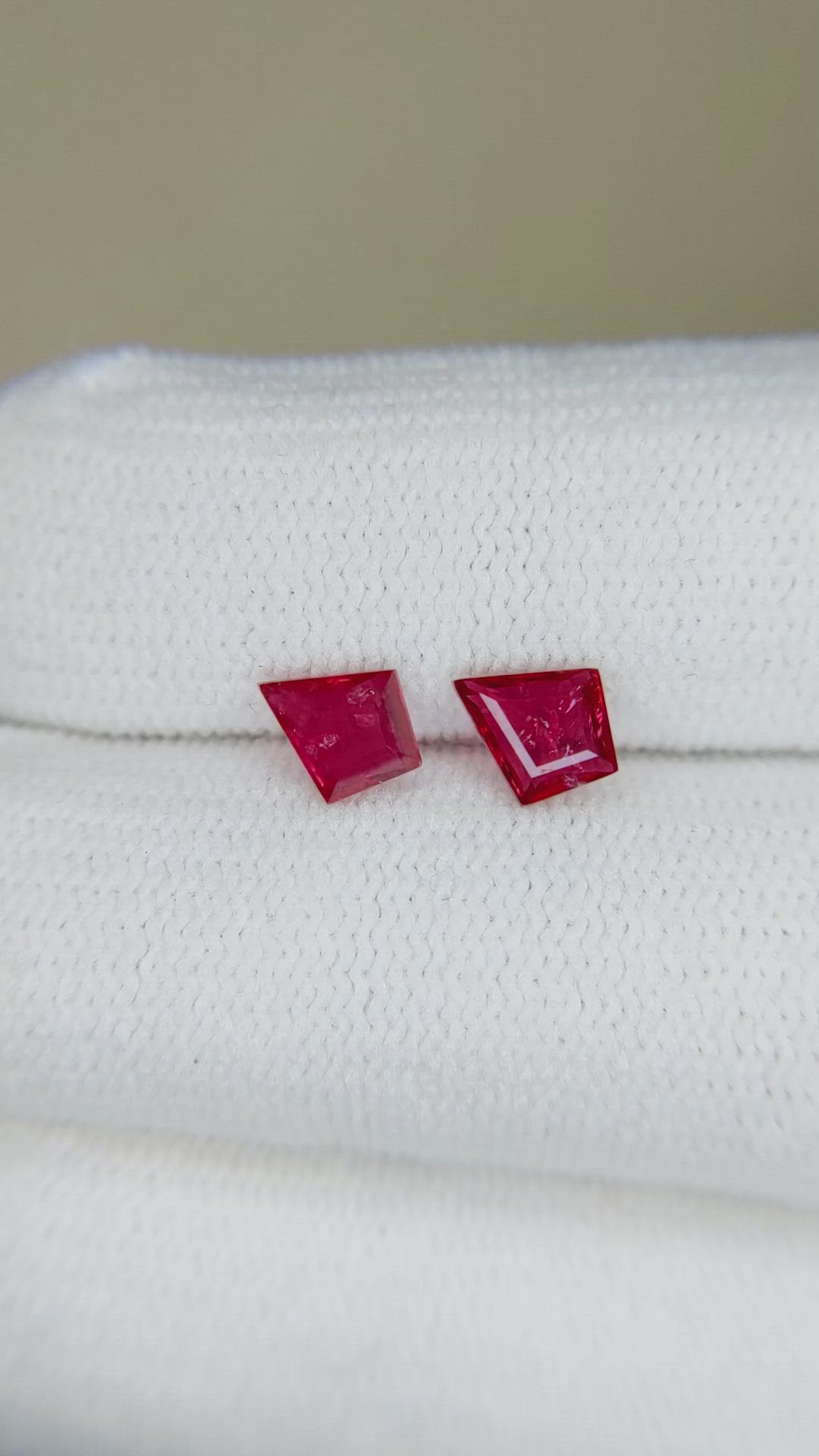 0.96 Ct.Tw.Total Carat Weight Ruby Pair from Mozambique Size Video